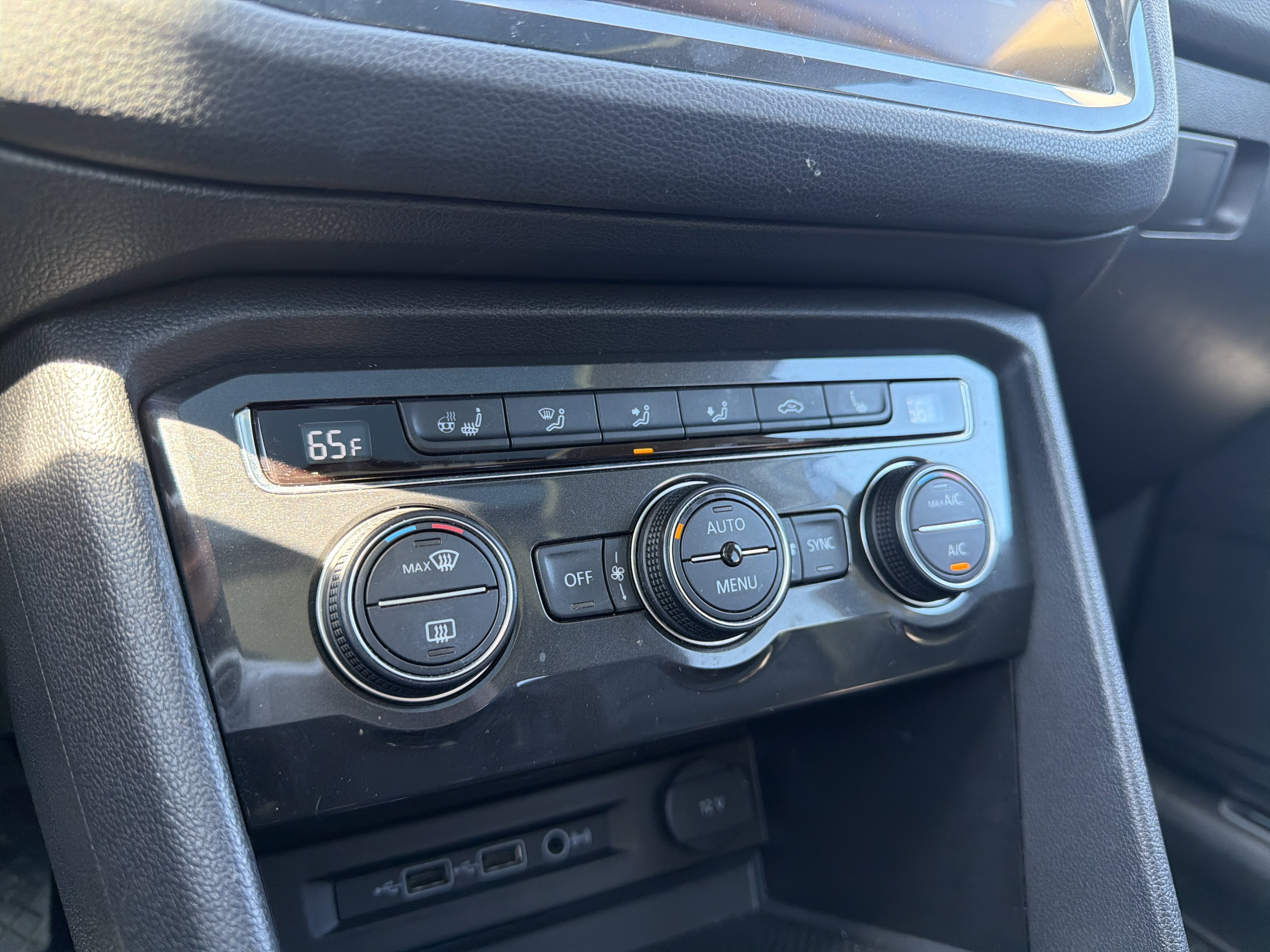 2019 Volkswagen Tiguan 2.0T SEL Premium 4Motion