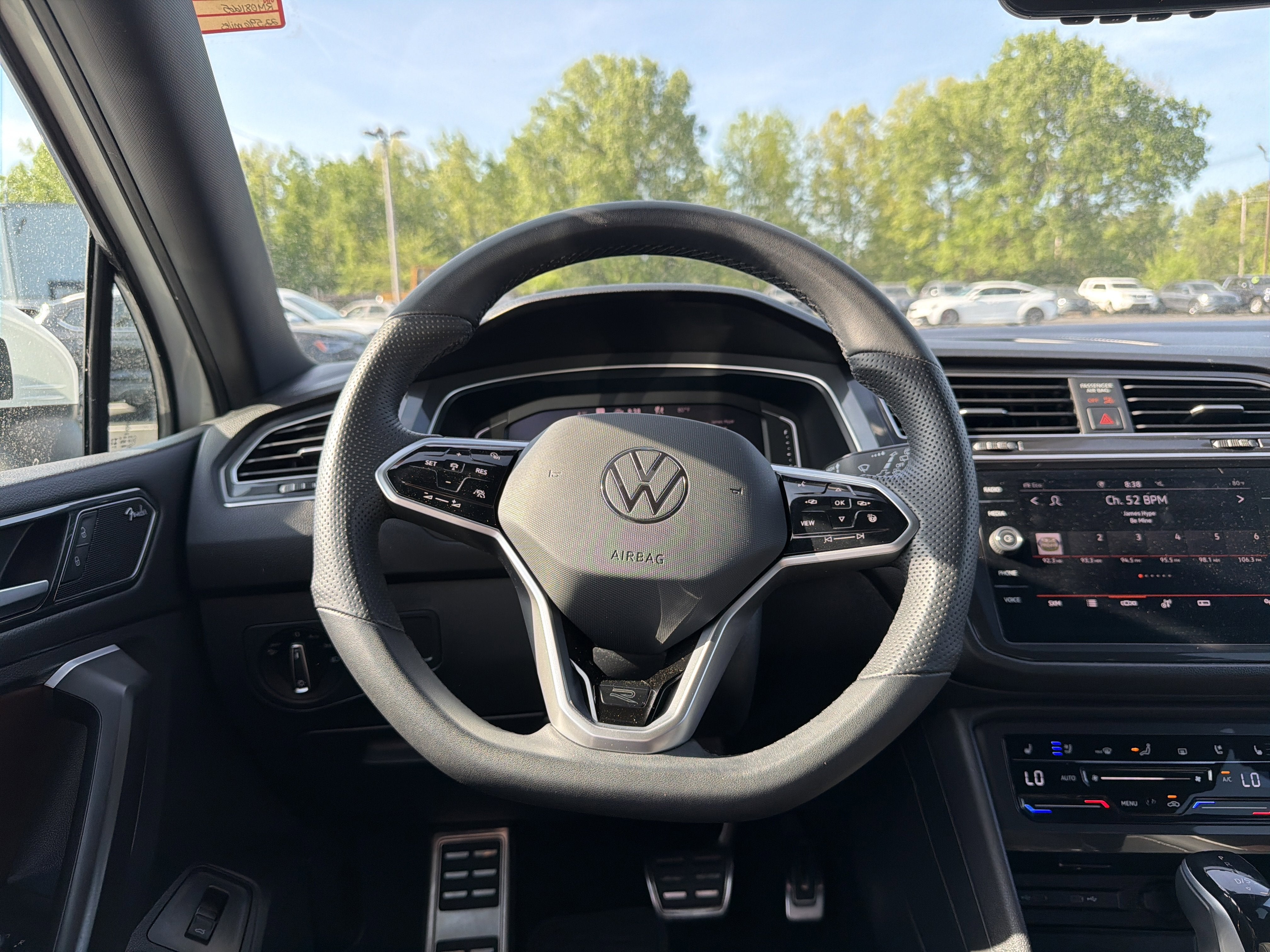 2024 Volkswagen Tiguan 2.0T SEL R-Line