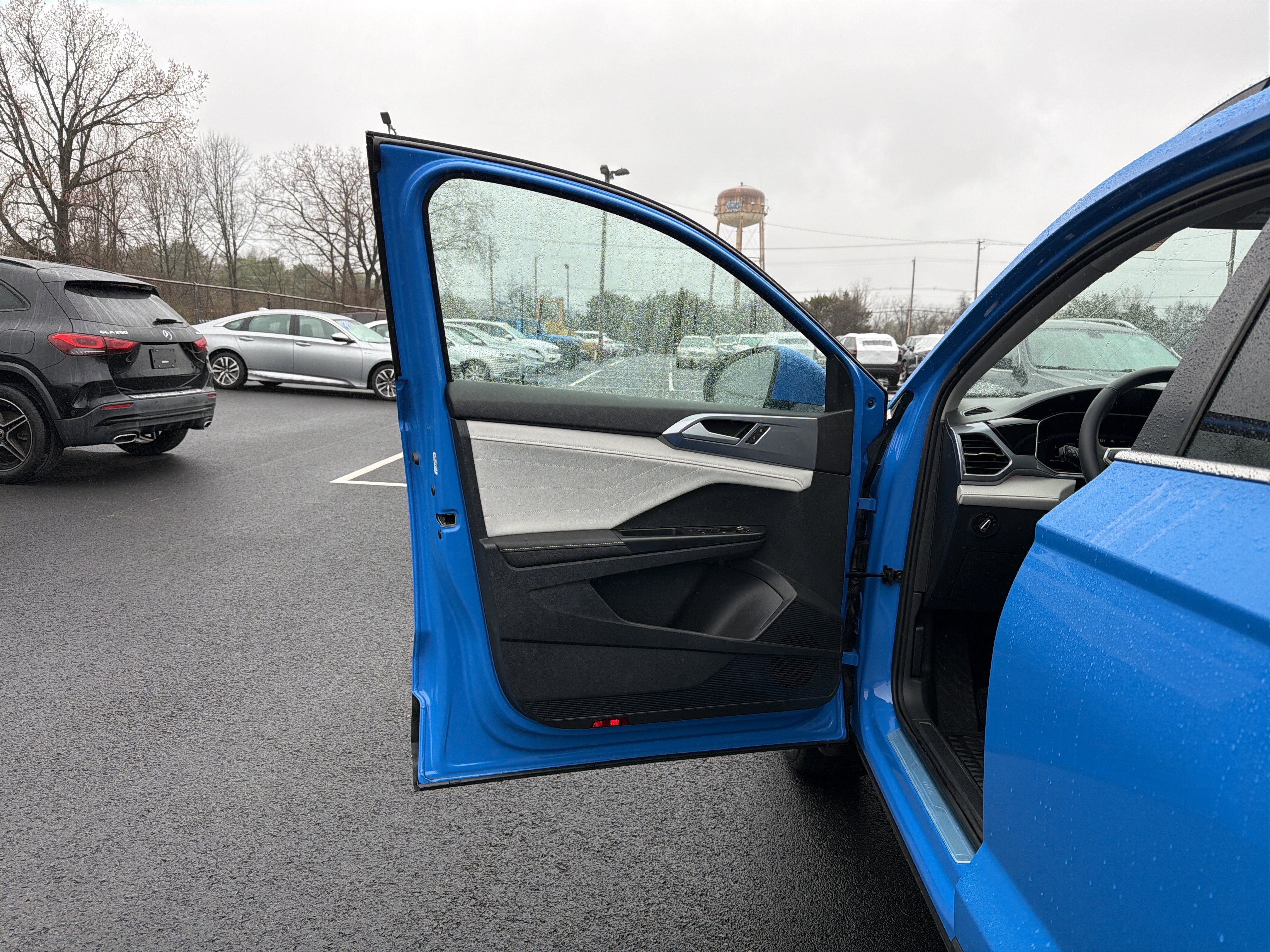 2025 Volkswagen Taos 1.5T SEL