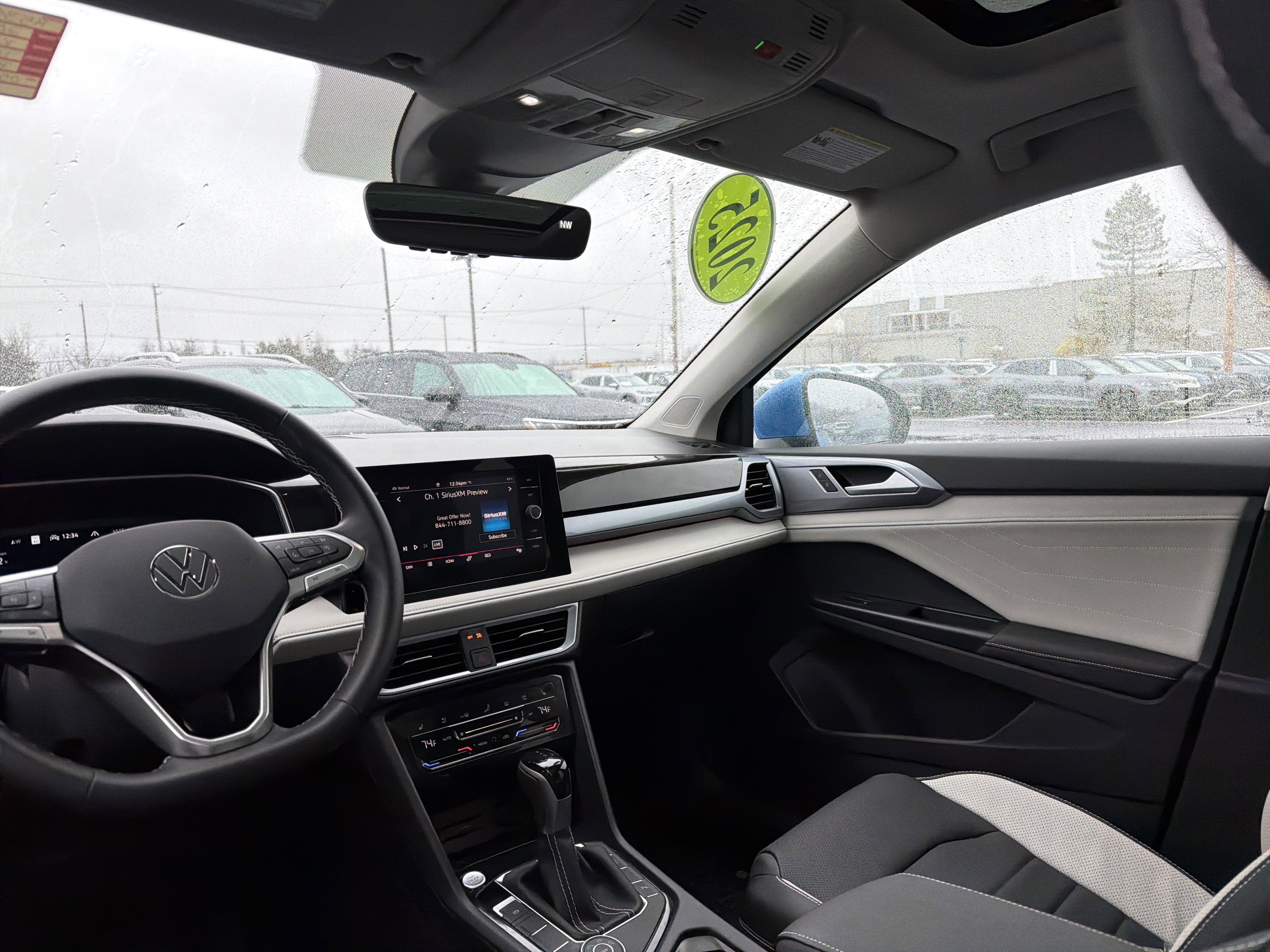 2025 Volkswagen Taos 1.5T SEL