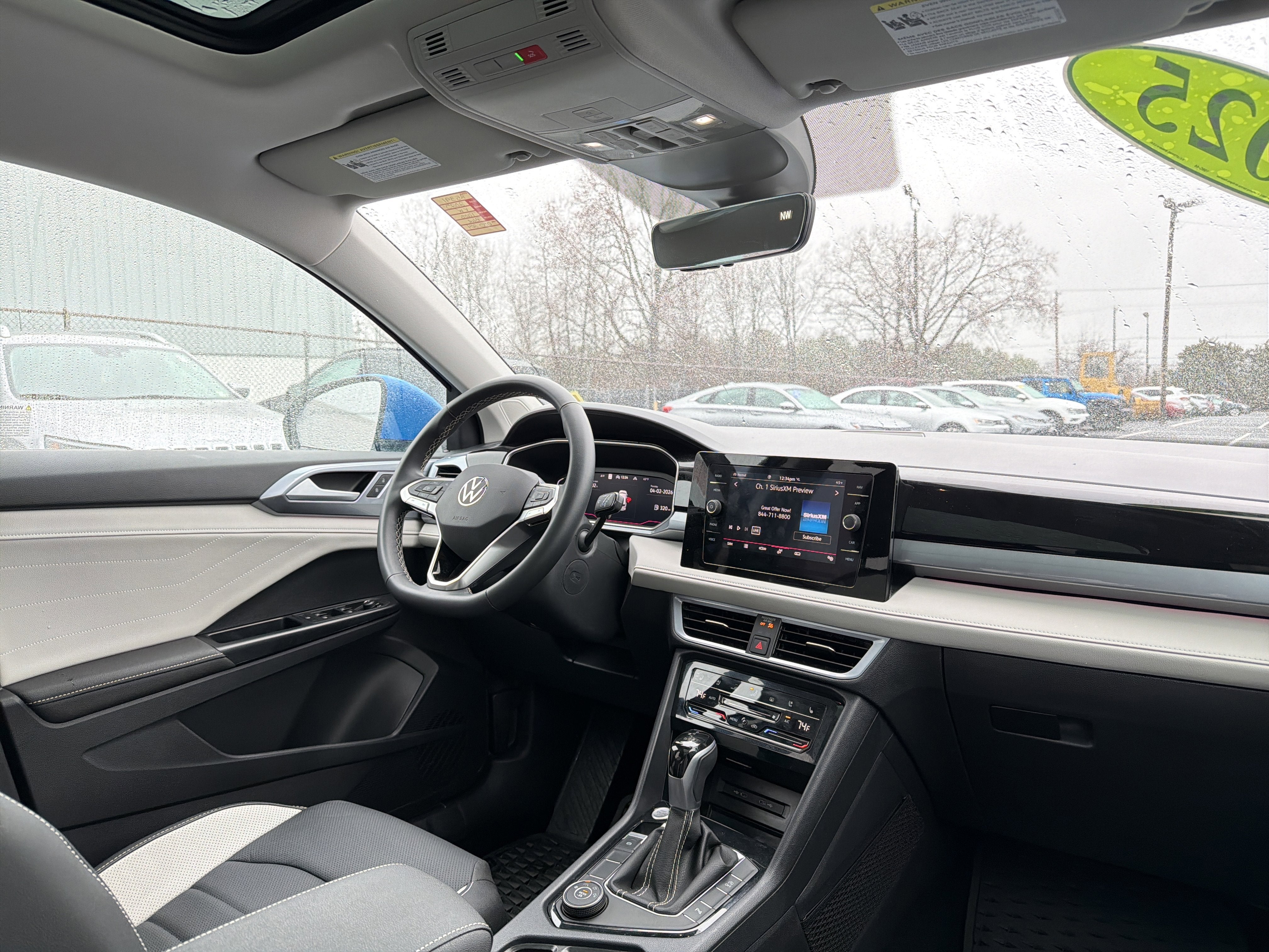 2025 Volkswagen Taos 1.5T SEL