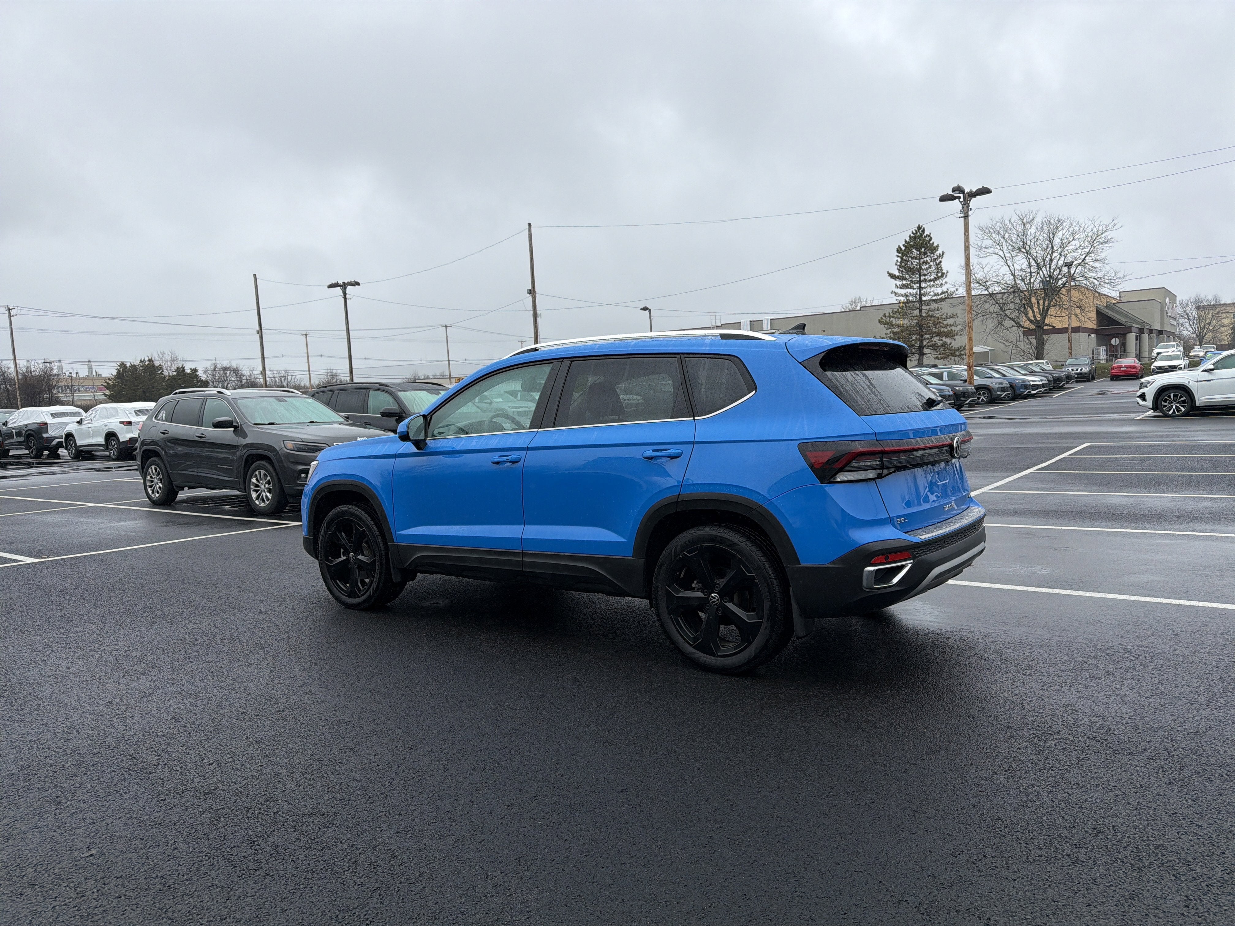 2025 Volkswagen Taos 1.5T SEL