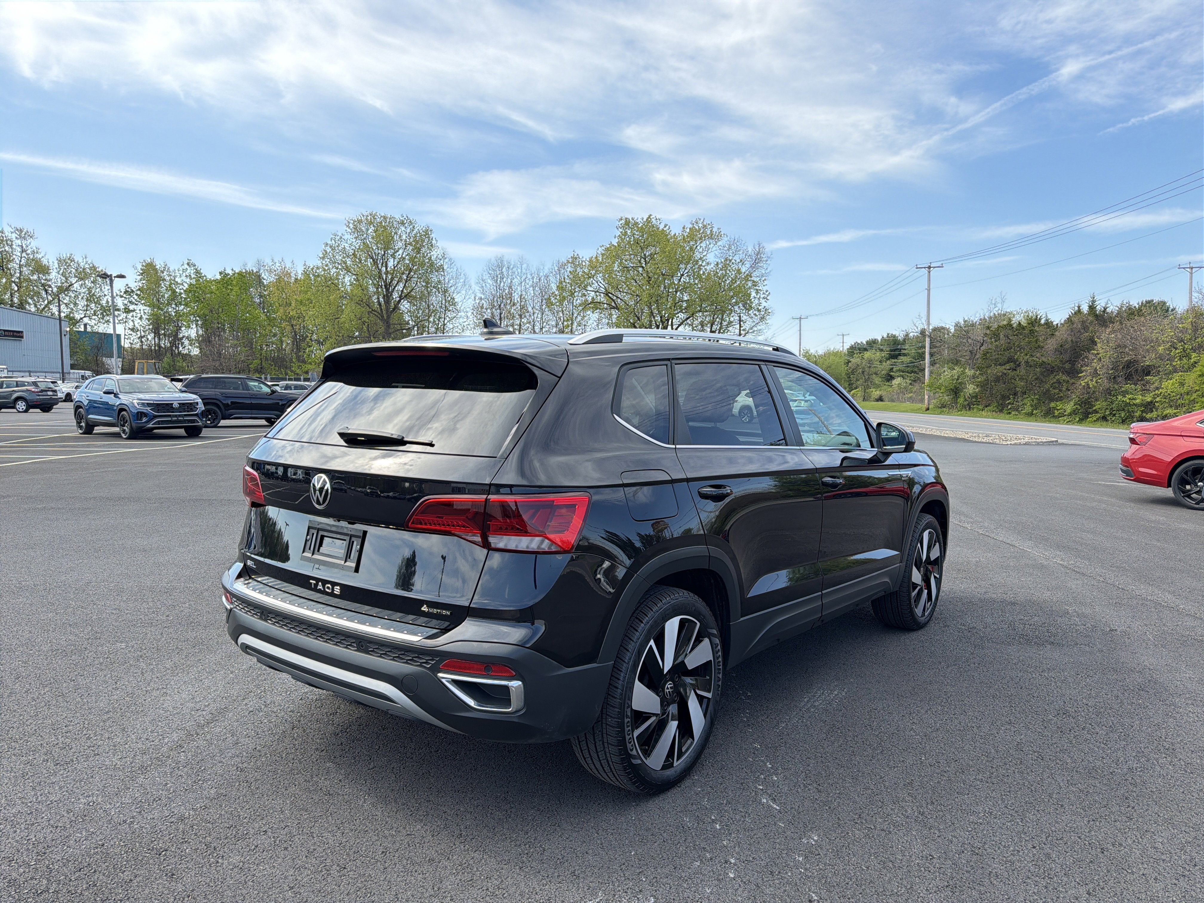2024 Volkswagen Taos 1.5T SEL