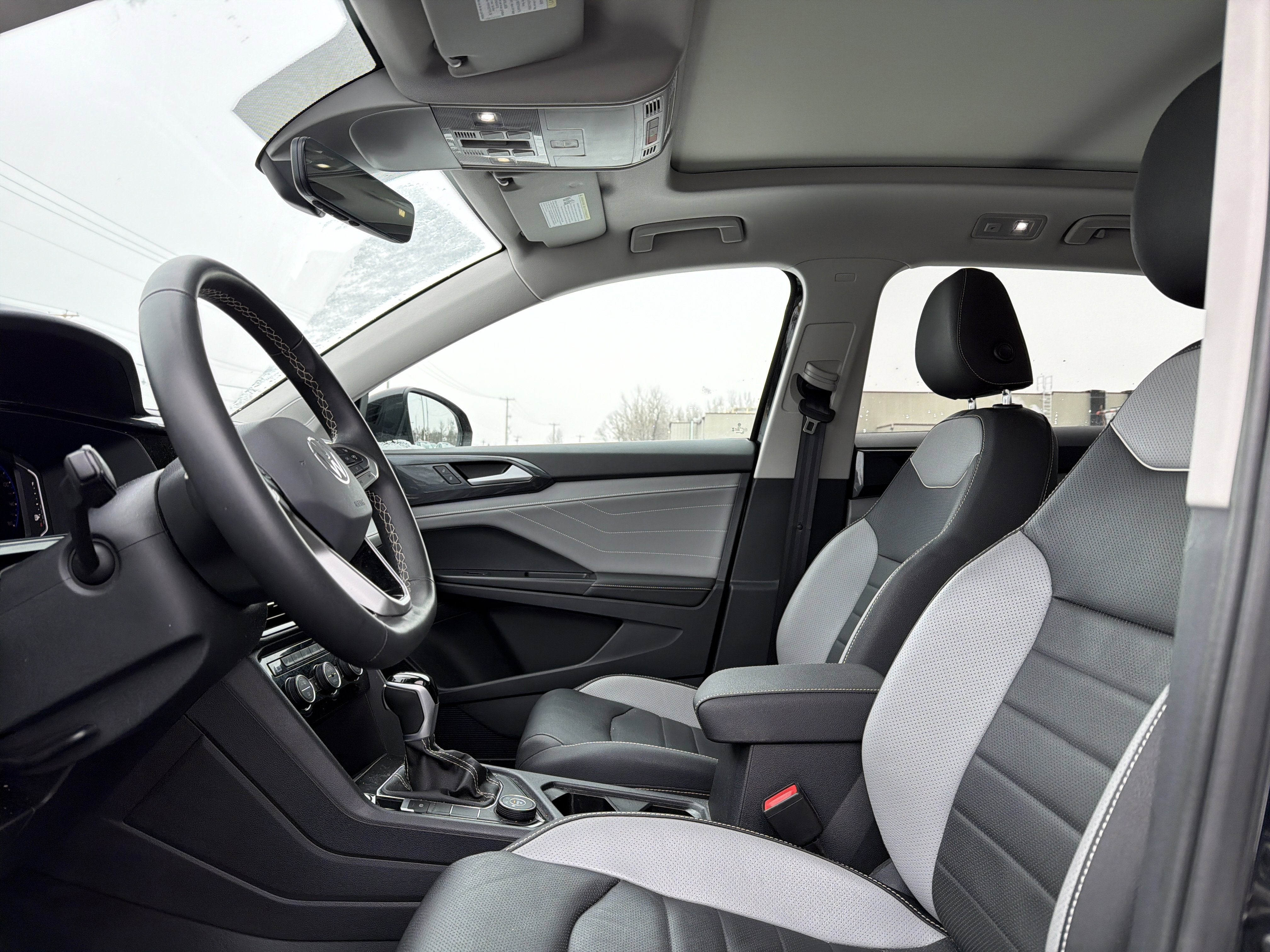 2024 Volkswagen Taos 1.5T SEL