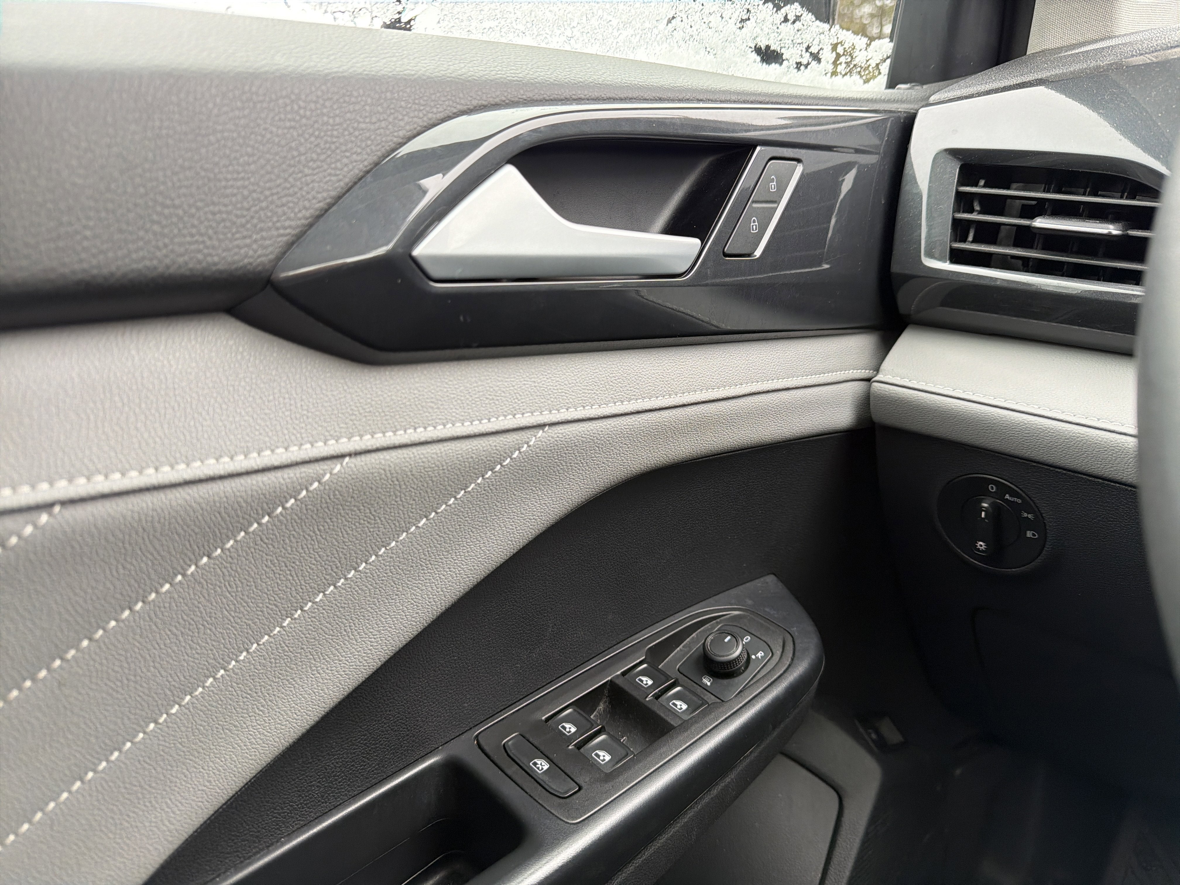 2024 Volkswagen Taos 1.5T SEL