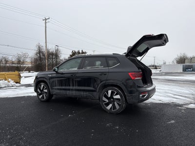 2024 Volkswagen Taos 1.5T SEL