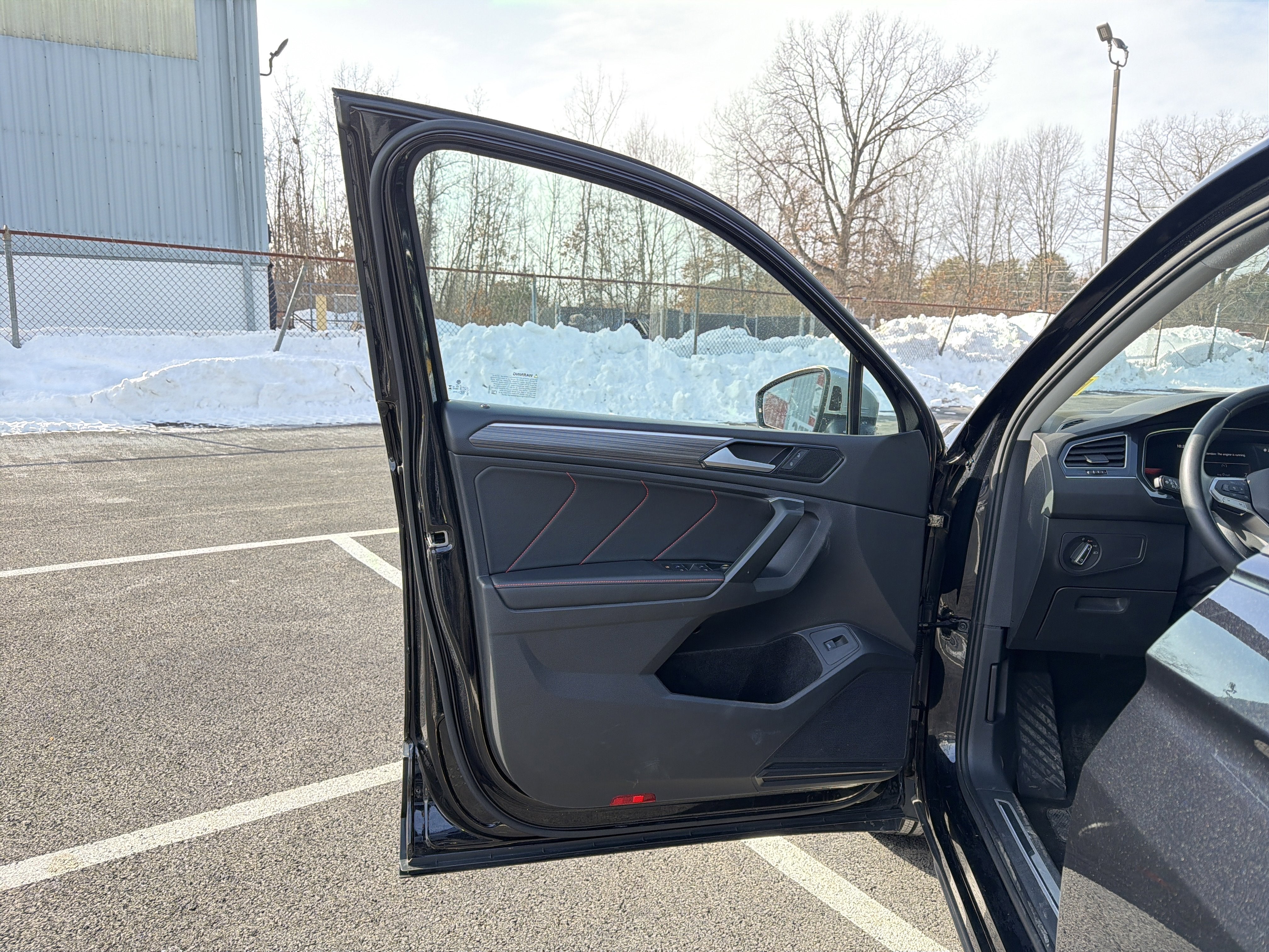 2024 Volkswagen Tiguan 2.0T Wolfsburg Edition