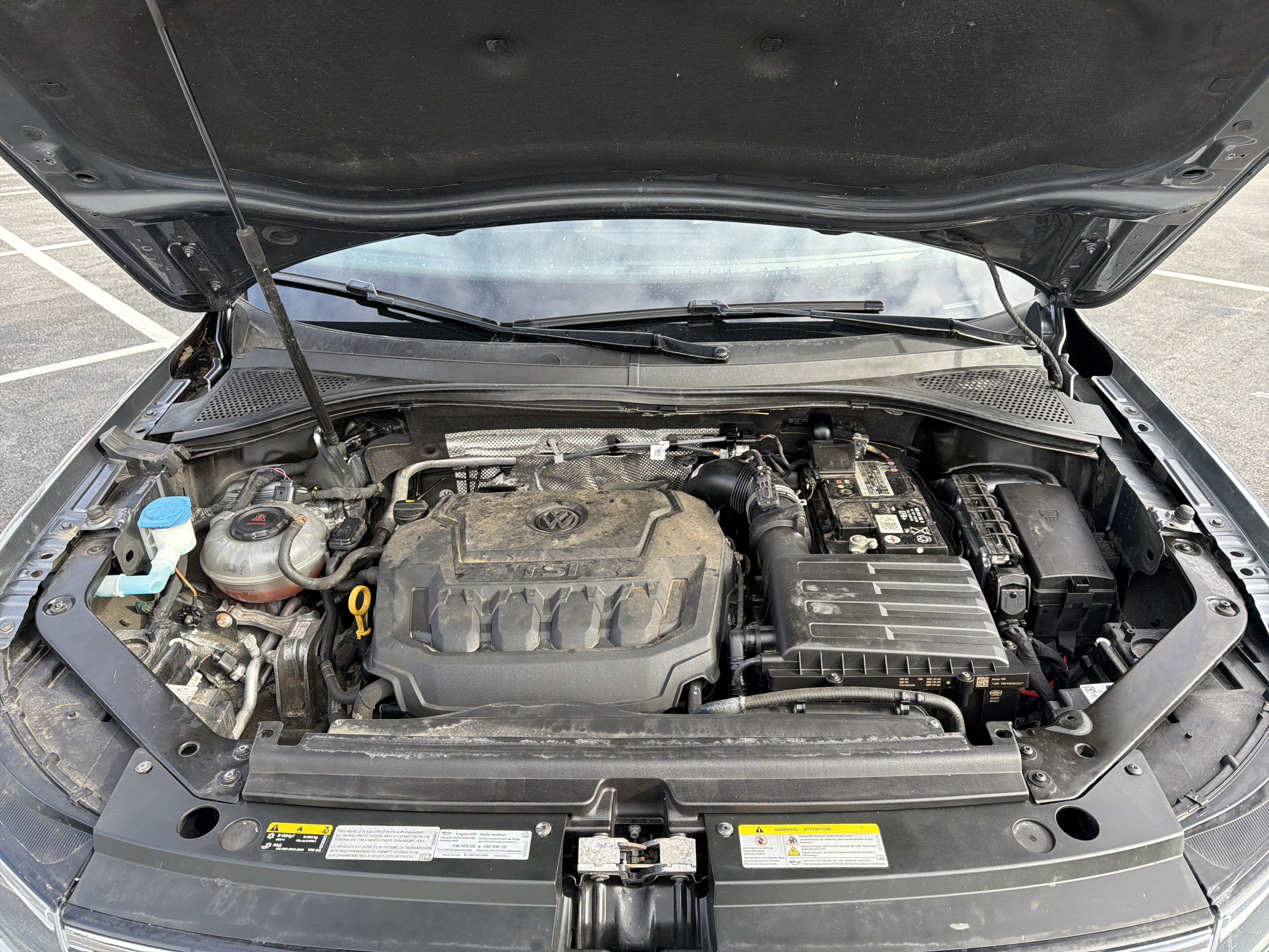 2022 Volkswagen Tiguan 2.0T SE R-Line Black