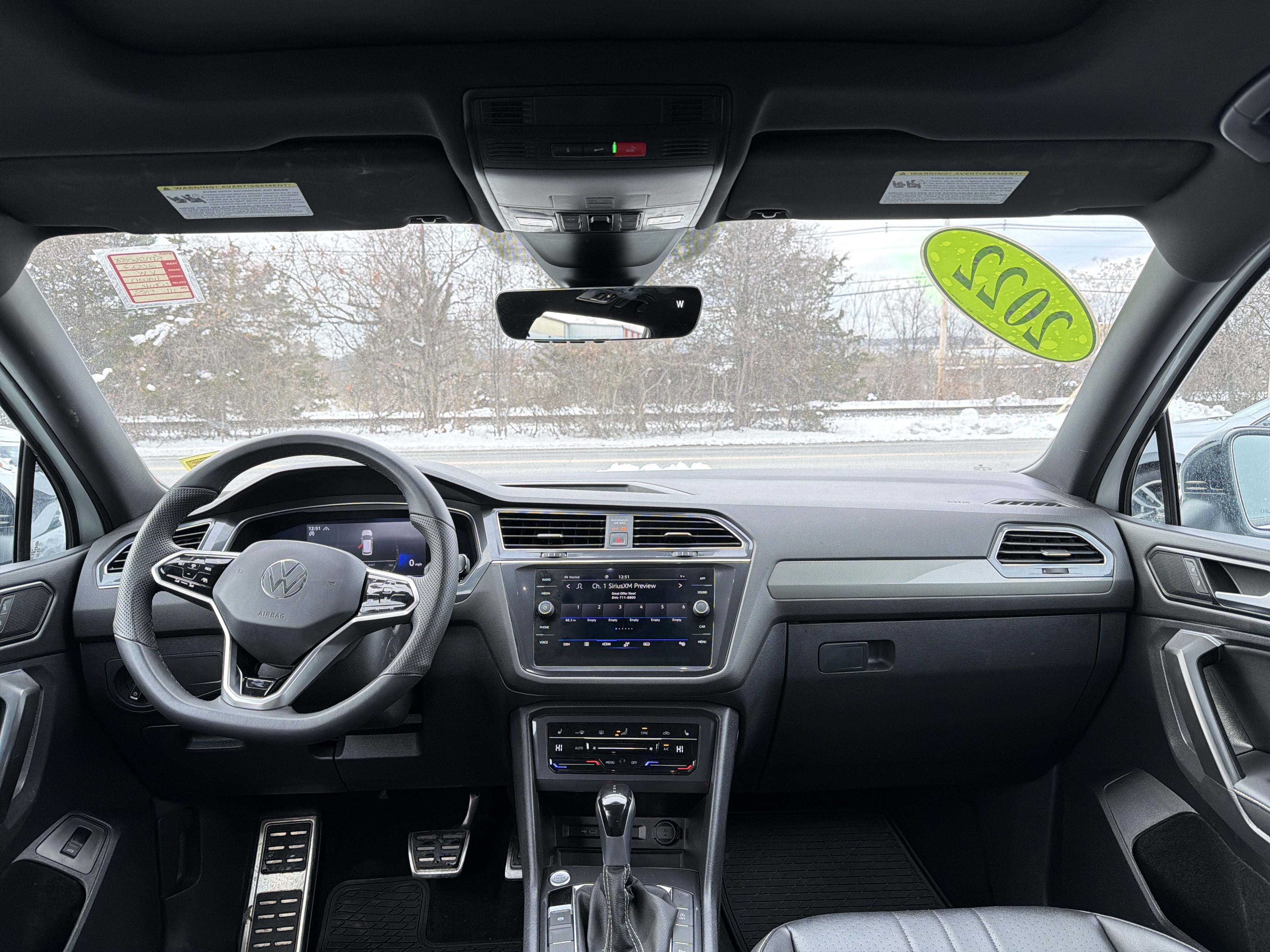 2022 Volkswagen Tiguan 2.0T SE R-Line Black