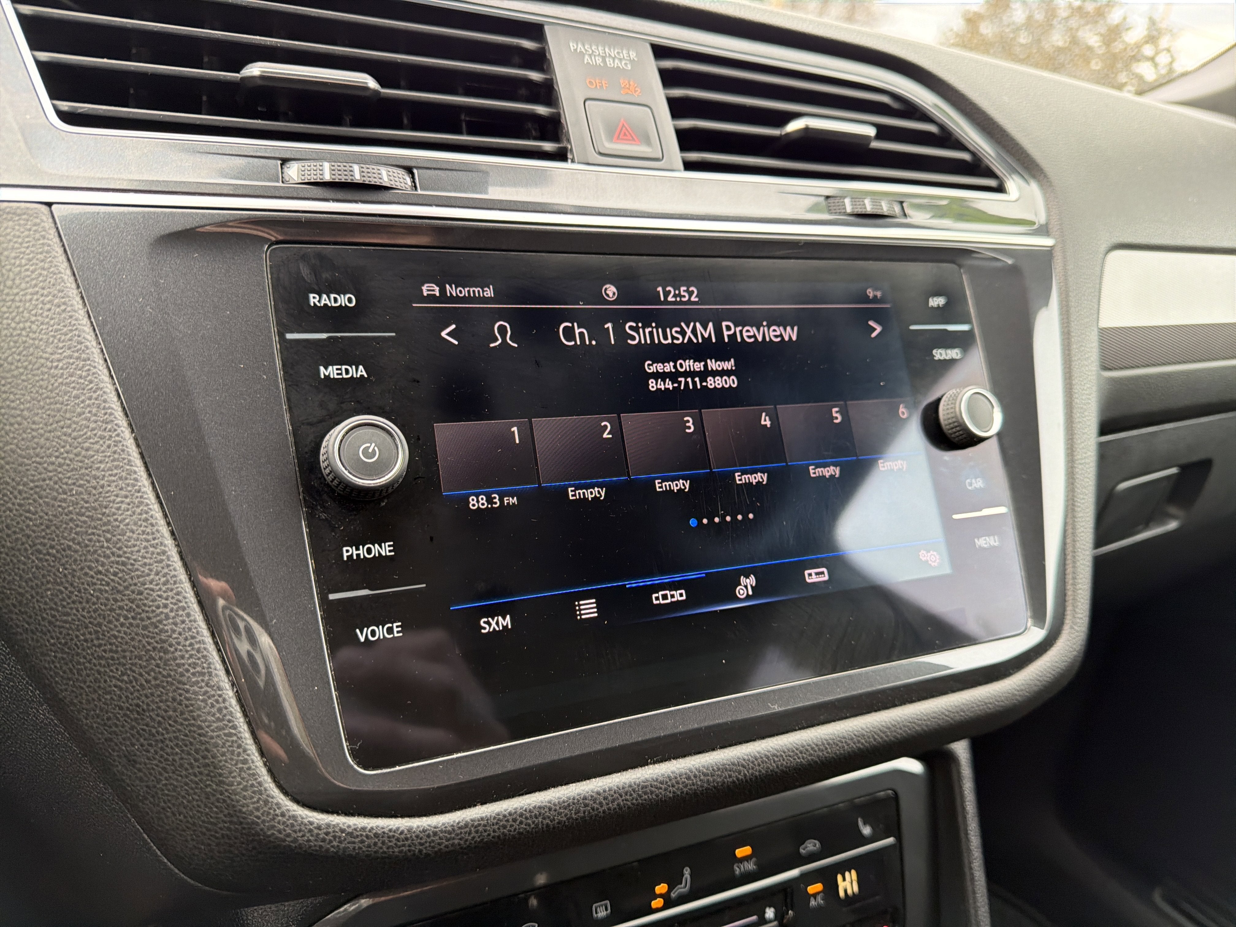 2022 Volkswagen Tiguan 2.0T SE R-Line Black