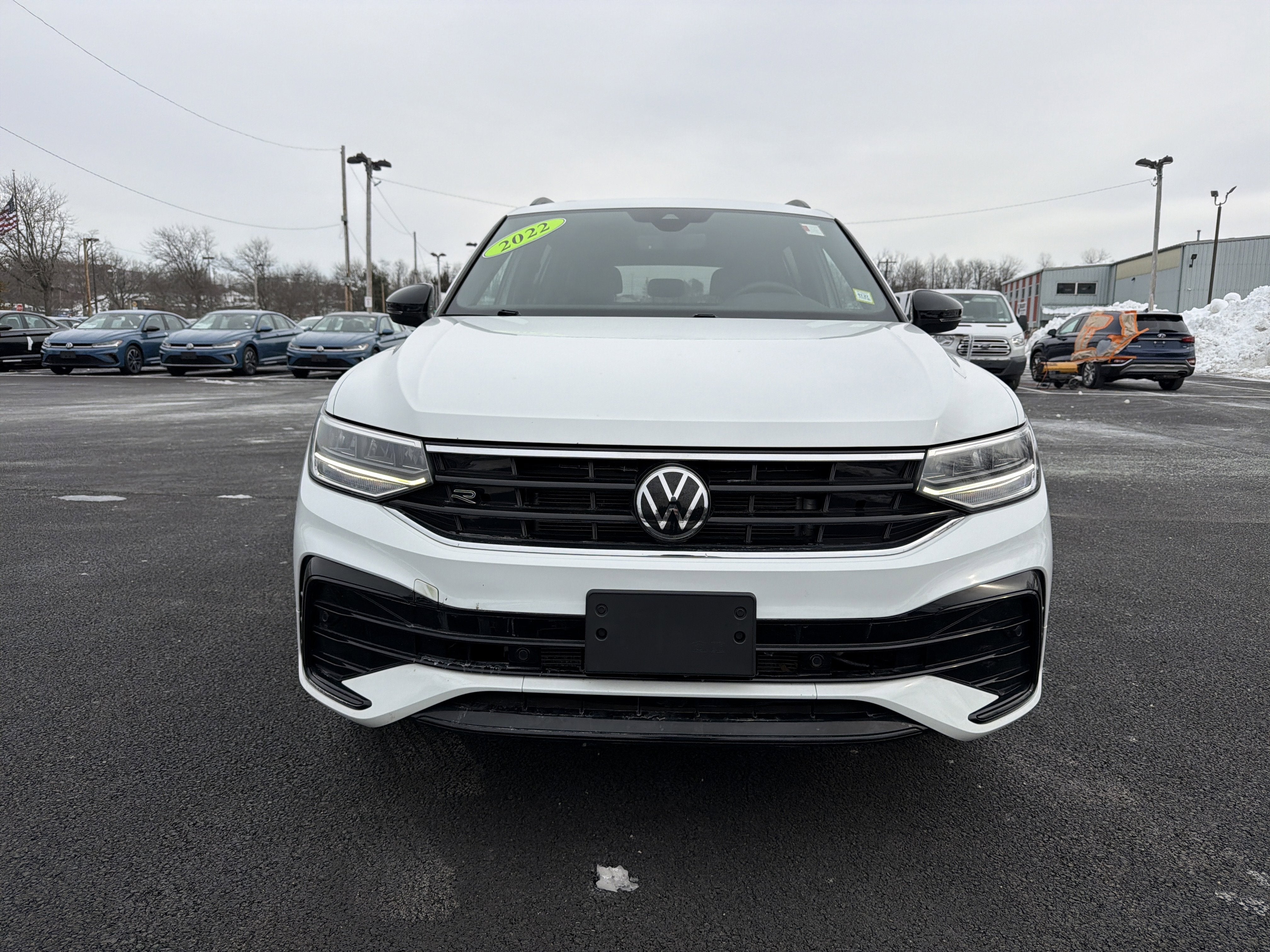 2022 Volkswagen Tiguan 2.0T SE R-Line Black