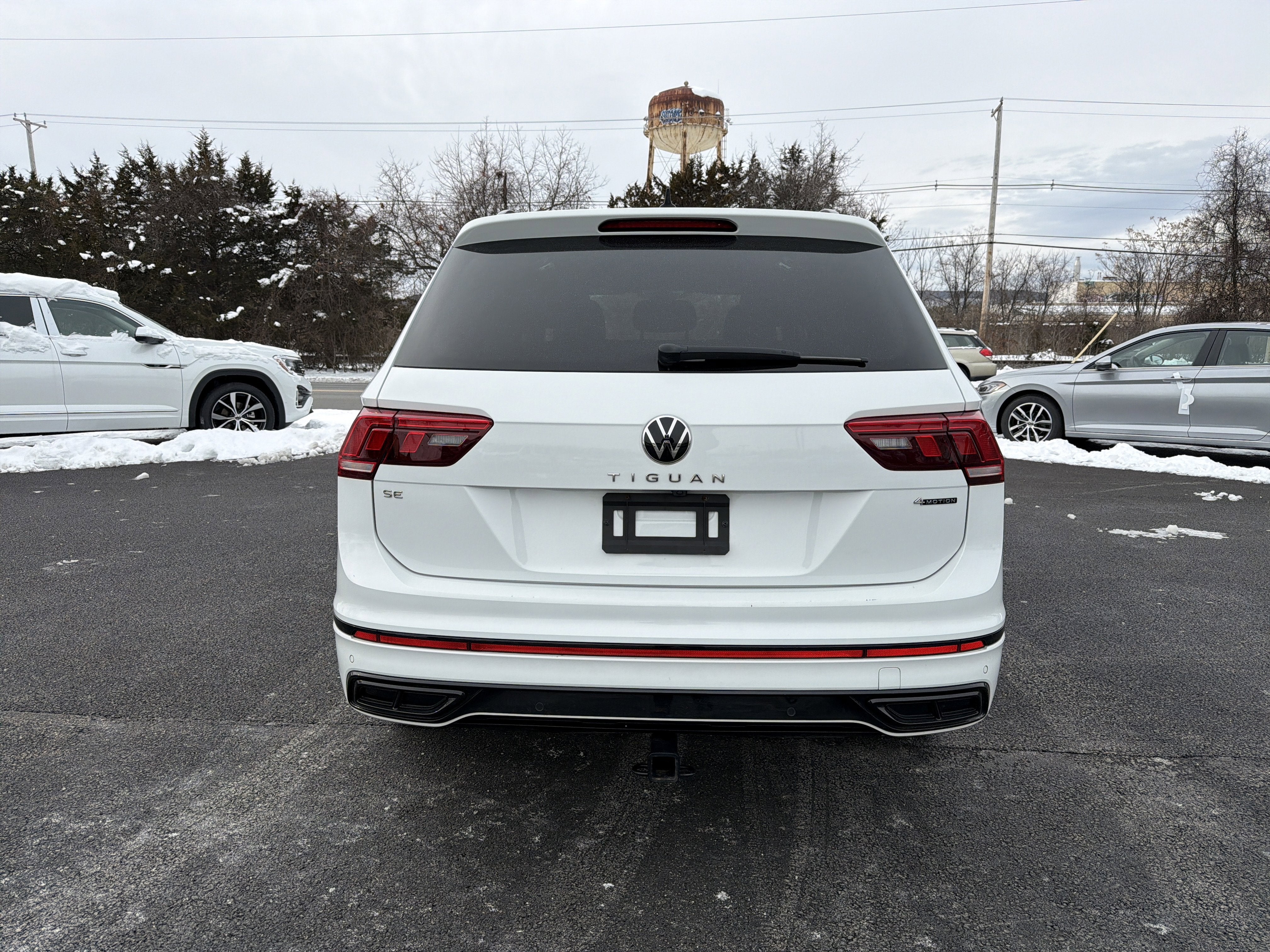 2022 Volkswagen Tiguan 2.0T SE R-Line Black