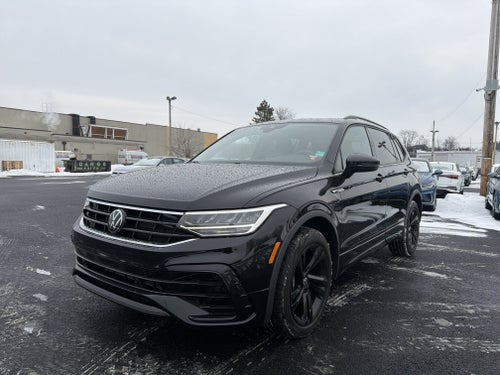 2023 Volkswagen Tiguan 2.0T SE R-Line Black