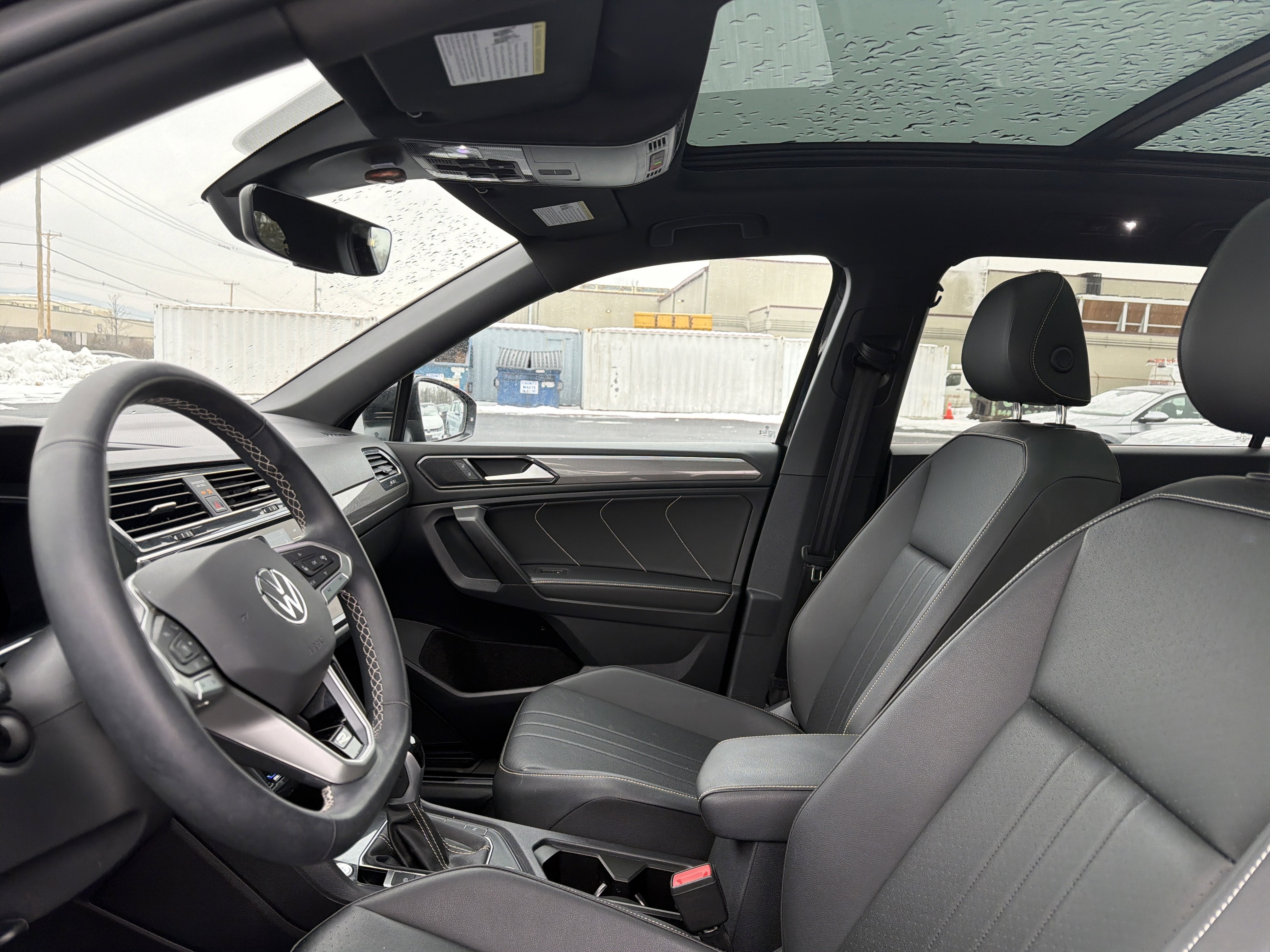 2023 Volkswagen Tiguan 2.0T SE R-Line Black