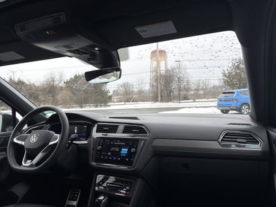 2023 Volkswagen Tiguan 2.0T SE R-Line Black