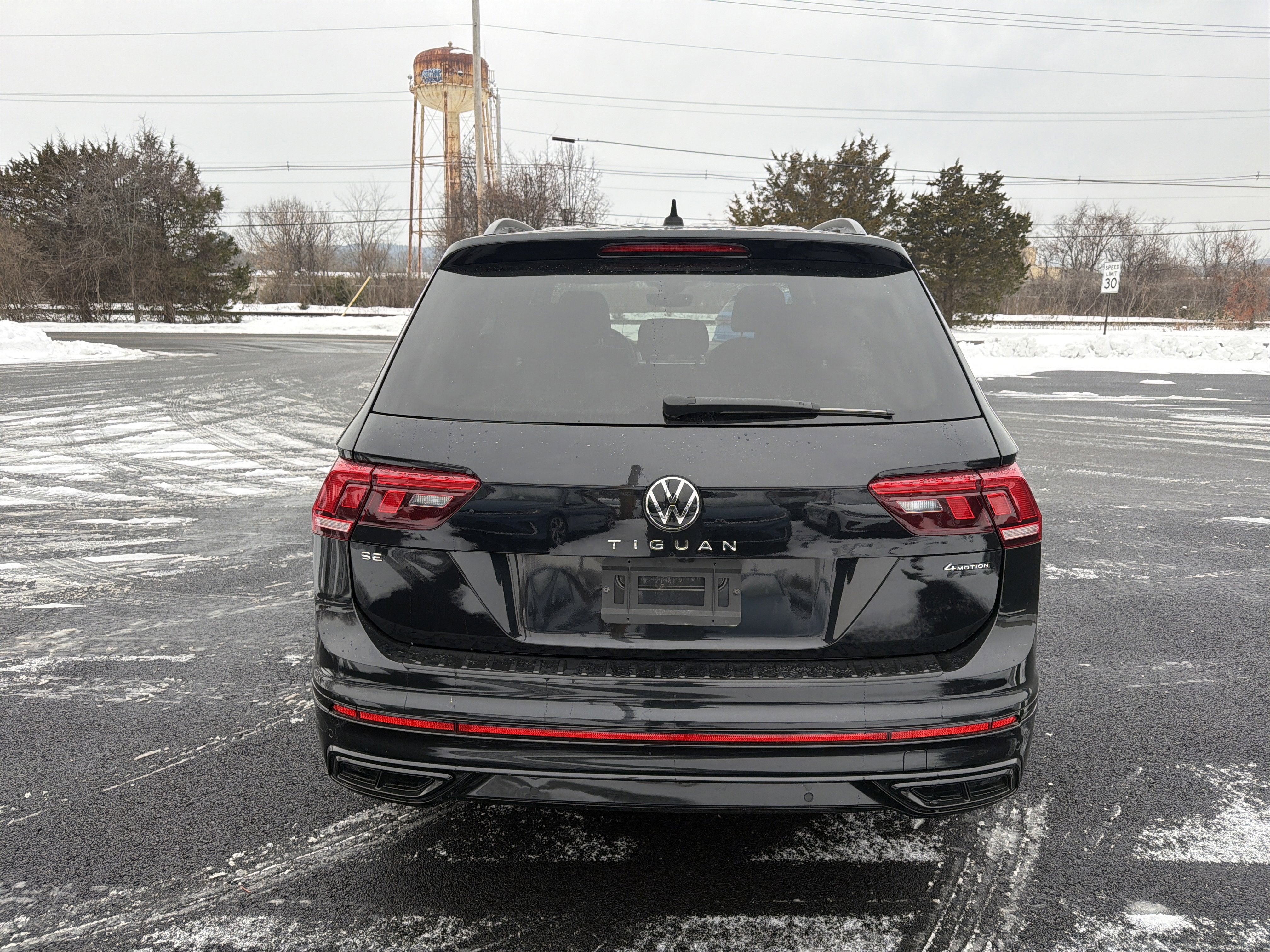 2023 Volkswagen Tiguan 2.0T SE R-Line Black
