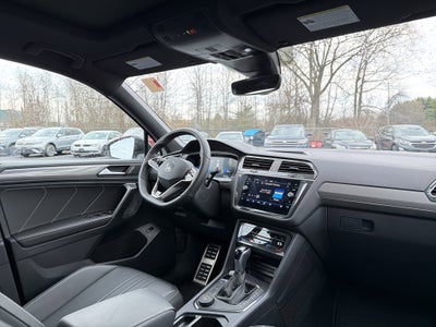 2024 Volkswagen Tiguan 2.0T SE R-Line Black