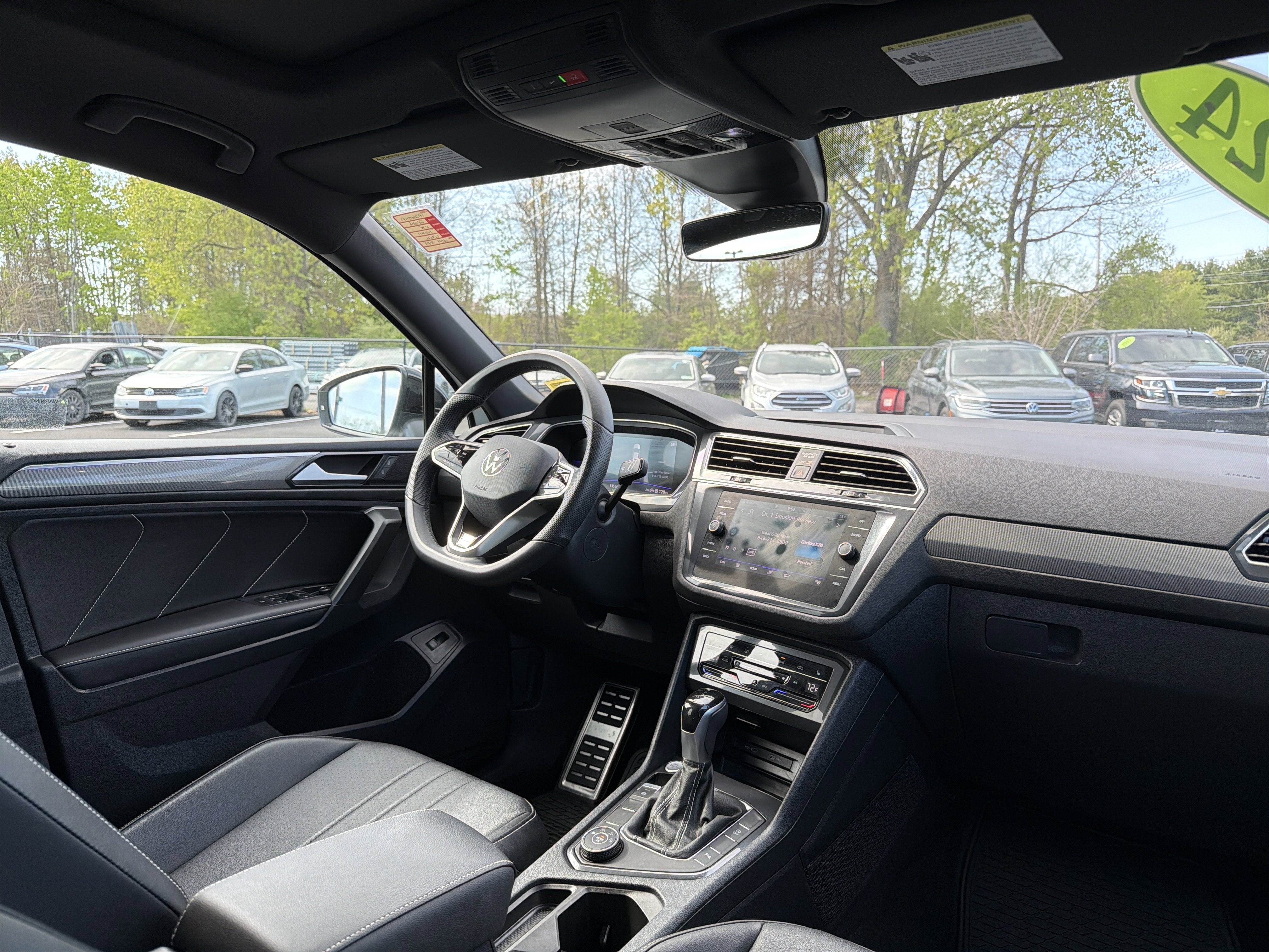 2024 Volkswagen Tiguan 2.0T SE R-Line Black