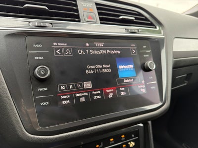 2022 Volkswagen Tiguan 2.0T SE R-Line Black