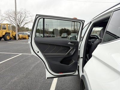 2022 Volkswagen Tiguan 2.0T SE R-Line Black