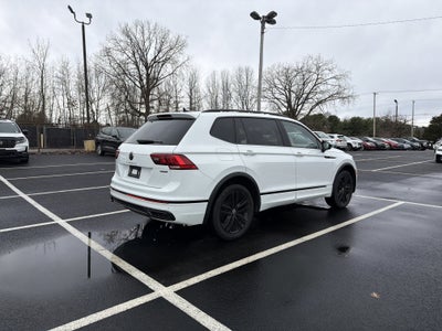 2022 Volkswagen Tiguan 2.0T SE R-Line Black