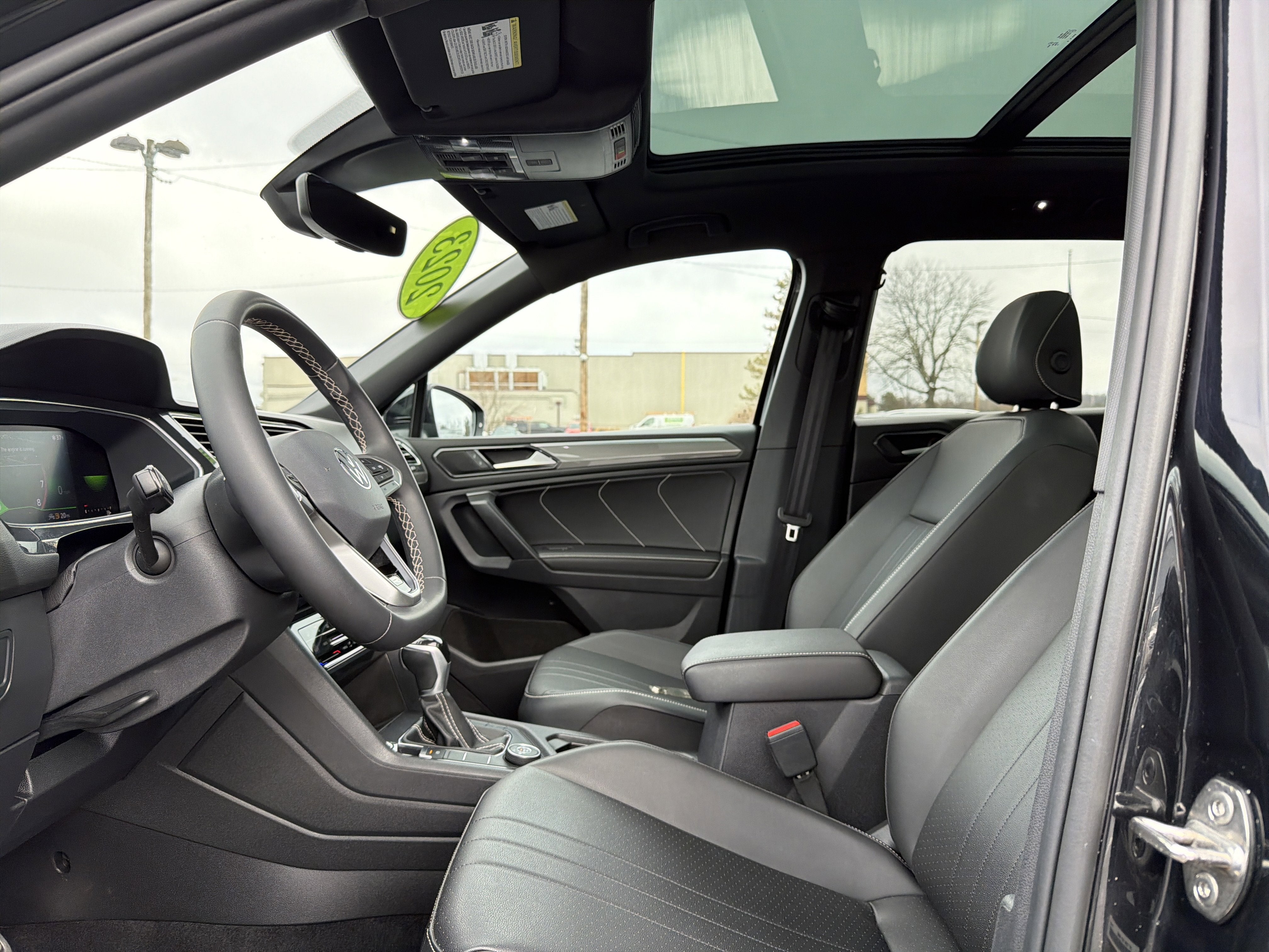 2023 Volkswagen Tiguan 2.0T SE R-Line Black