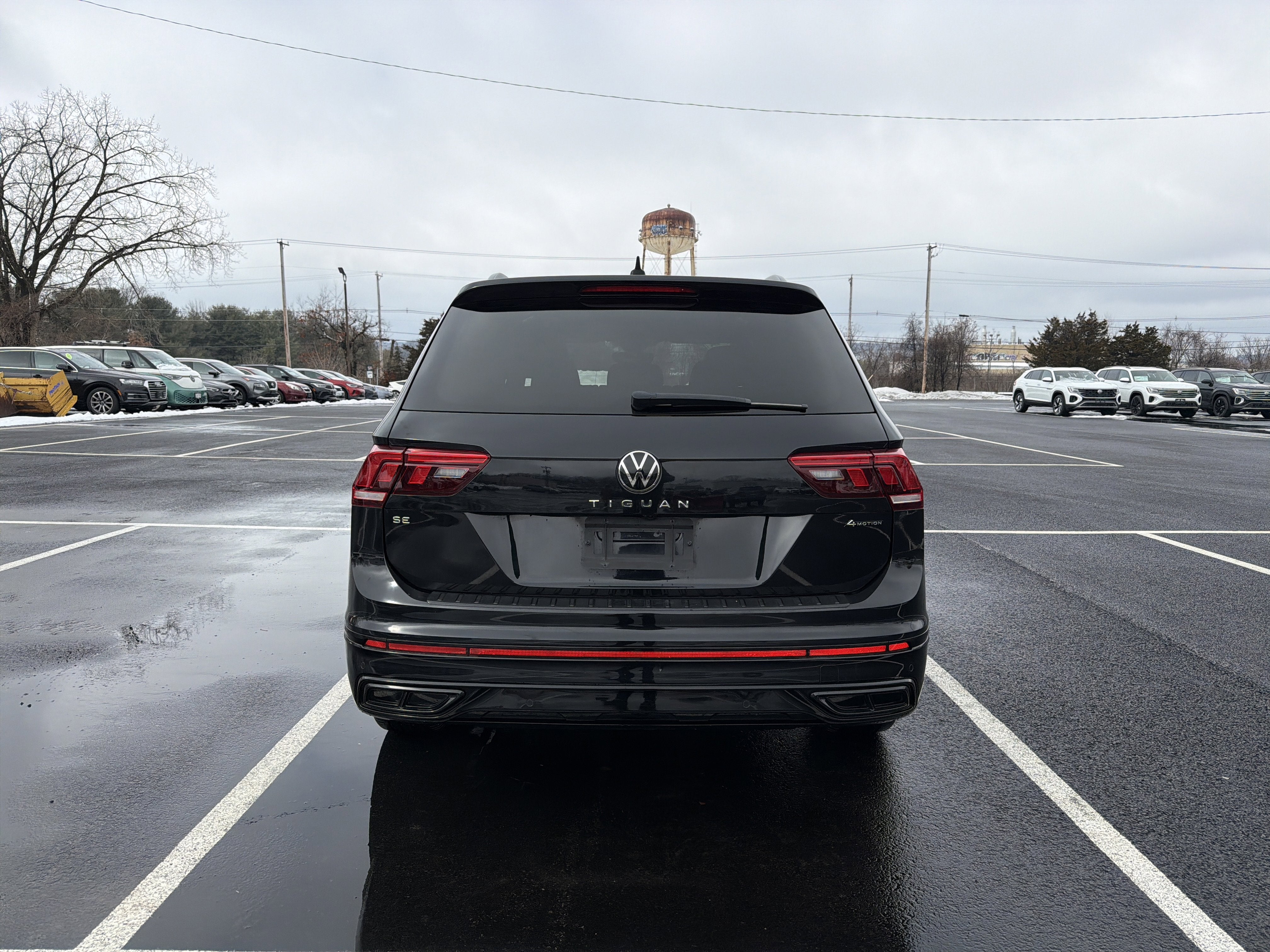 2023 Volkswagen Tiguan 2.0T SE R-Line Black