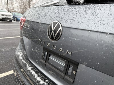 2023 Volkswagen Tiguan 2.0T SE R-Line Black