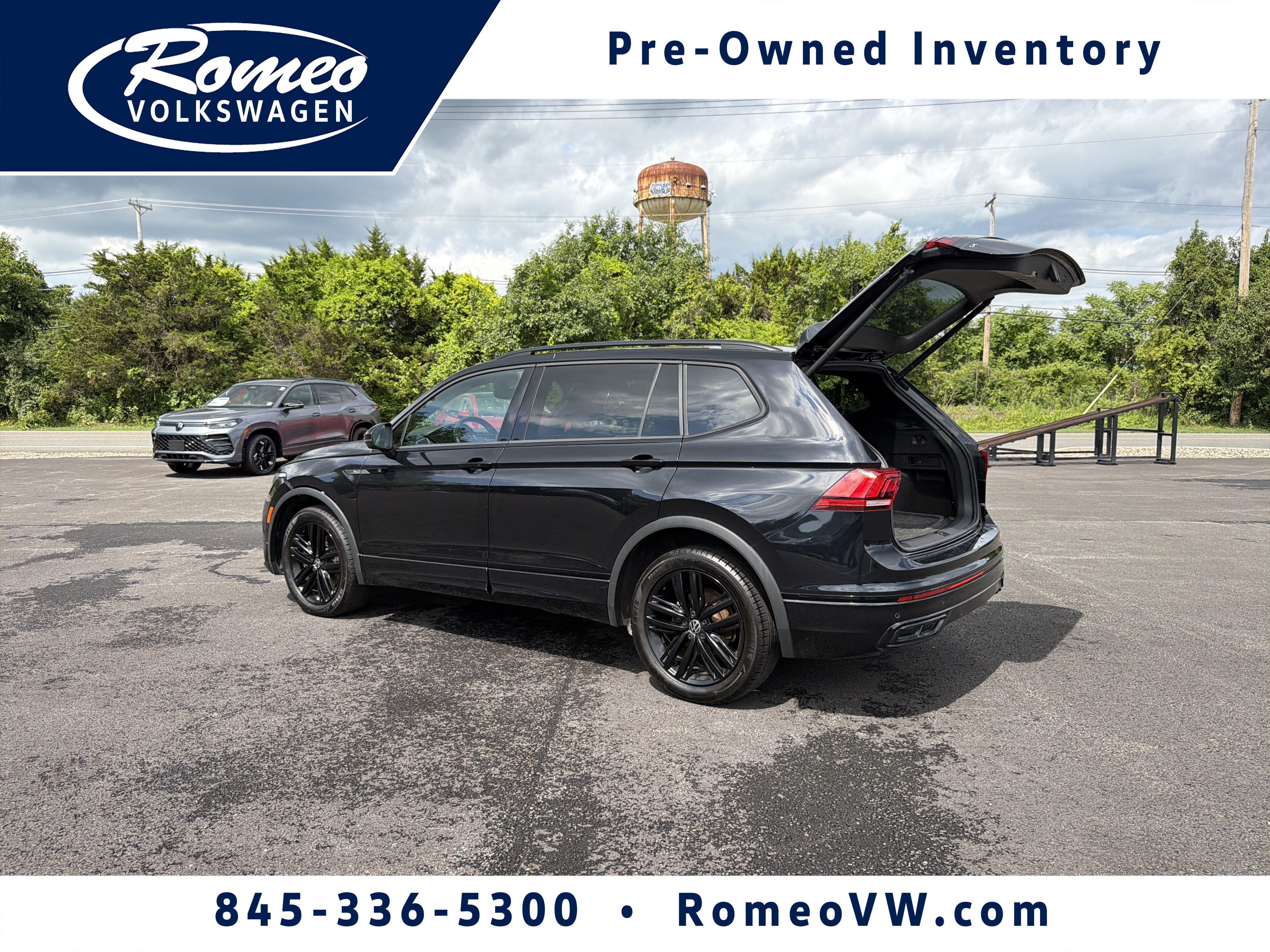 2022 Volkswagen Tiguan 2.0T SE R-Line Black