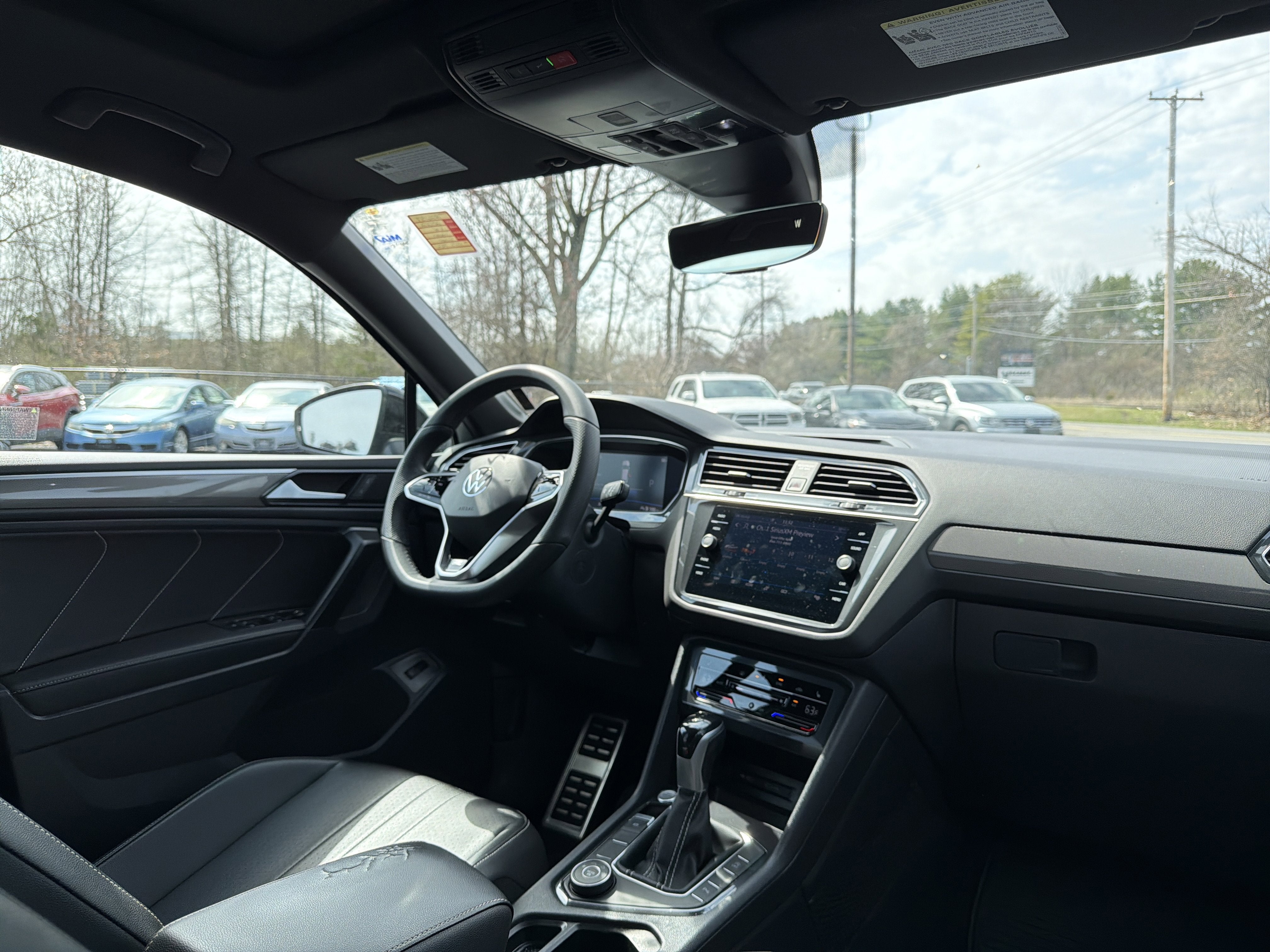 2022 Volkswagen Tiguan 2.0T SE R-Line Black