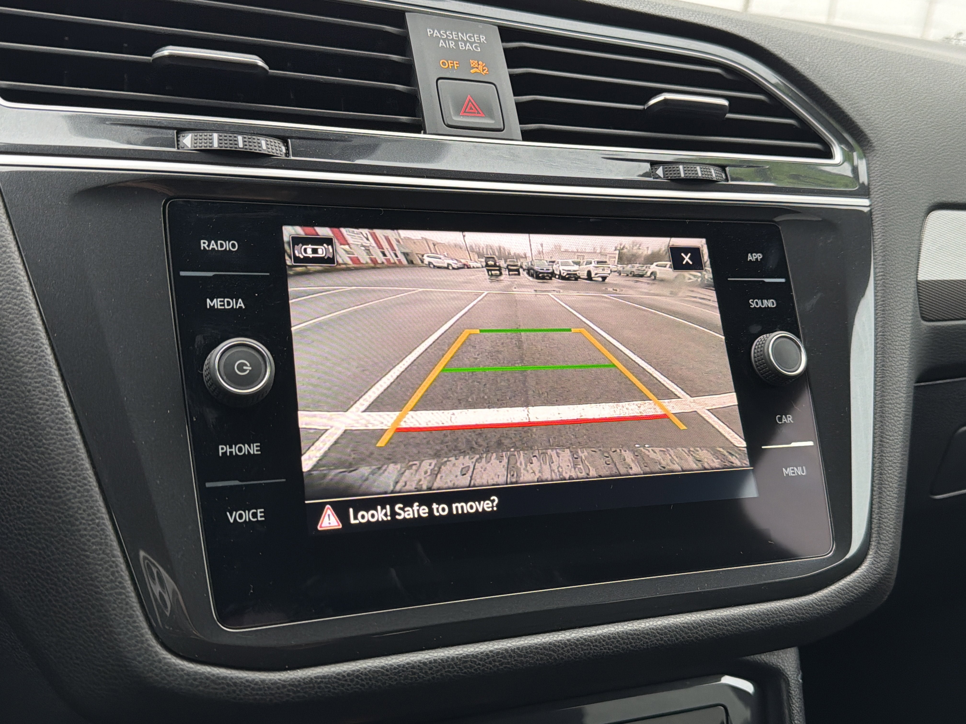 2024 Volkswagen Tiguan 2.0T SE R-Line Black