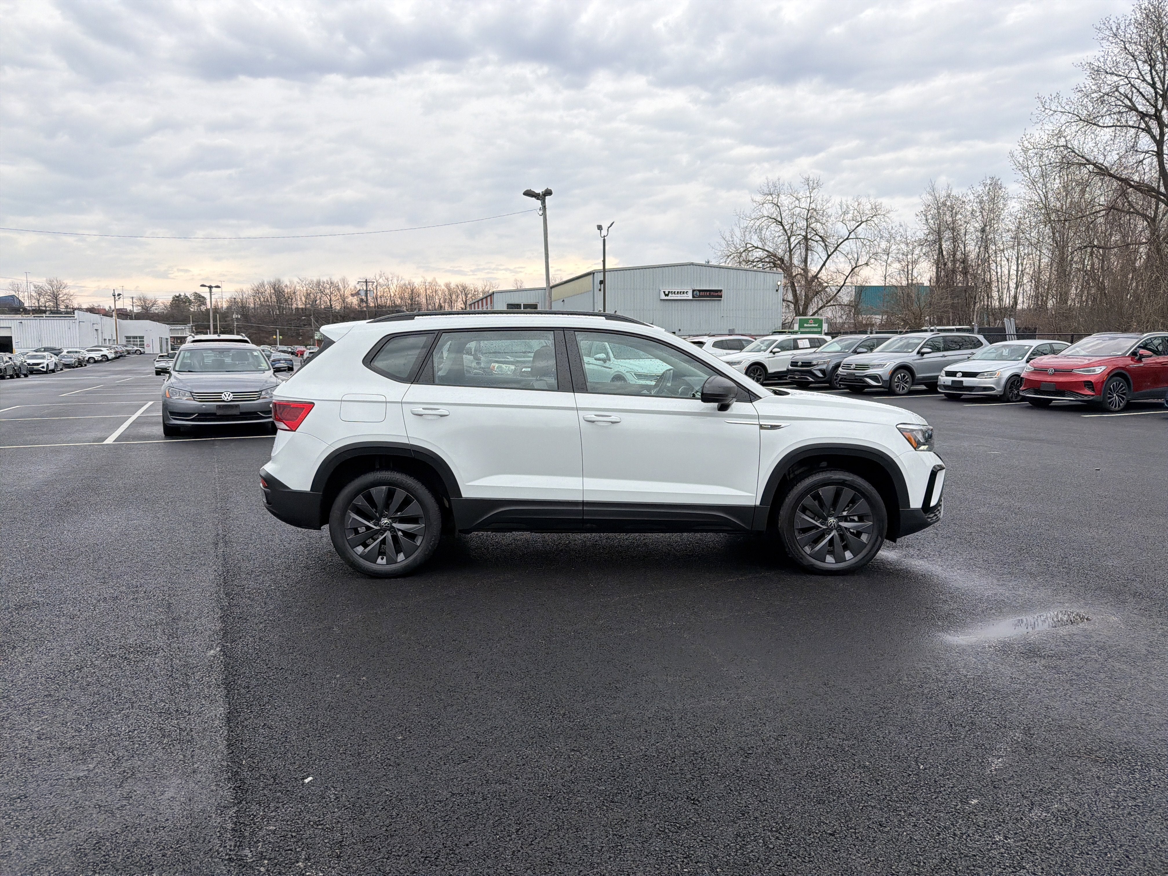 2022 Volkswagen Taos 1.5T S