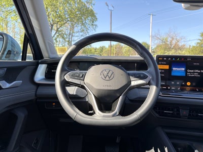 2025 Volkswagen Tiguan 2.0T SE