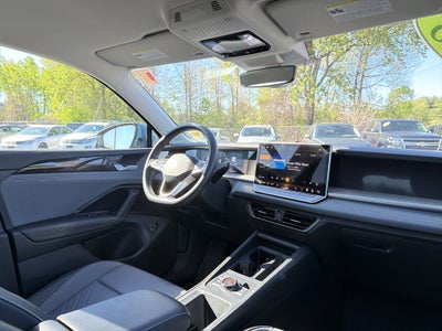 2025 Volkswagen Tiguan 2.0T SE