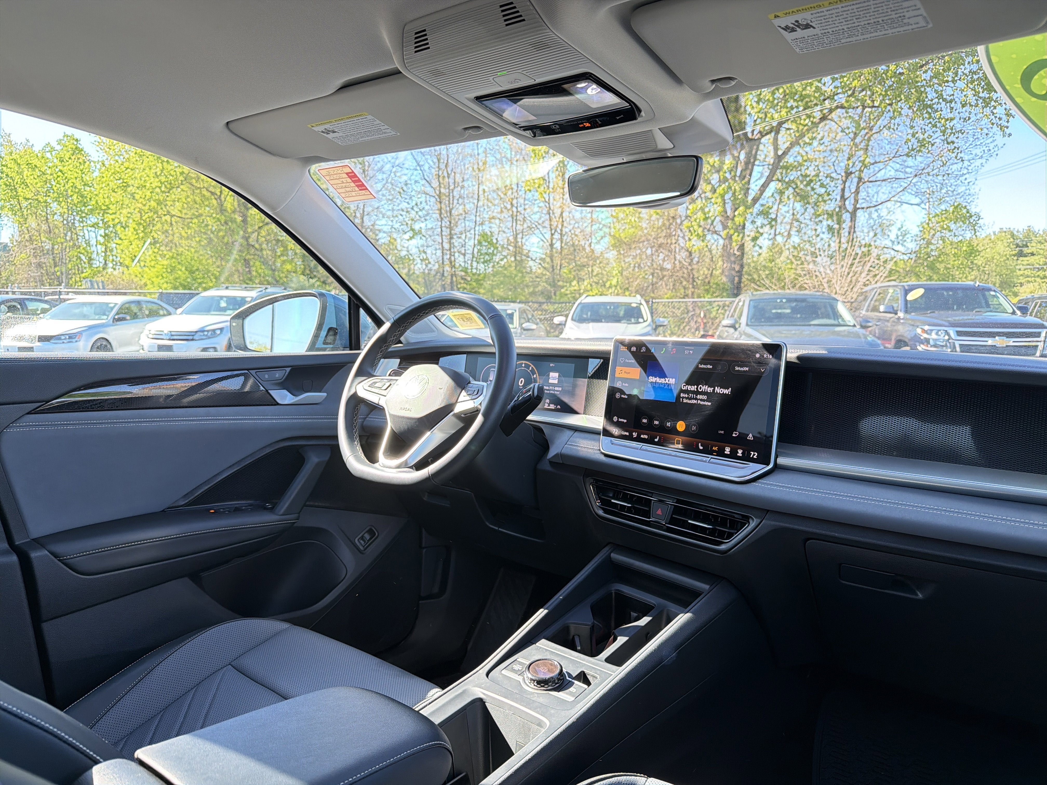2025 Volkswagen Tiguan 2.0T SE