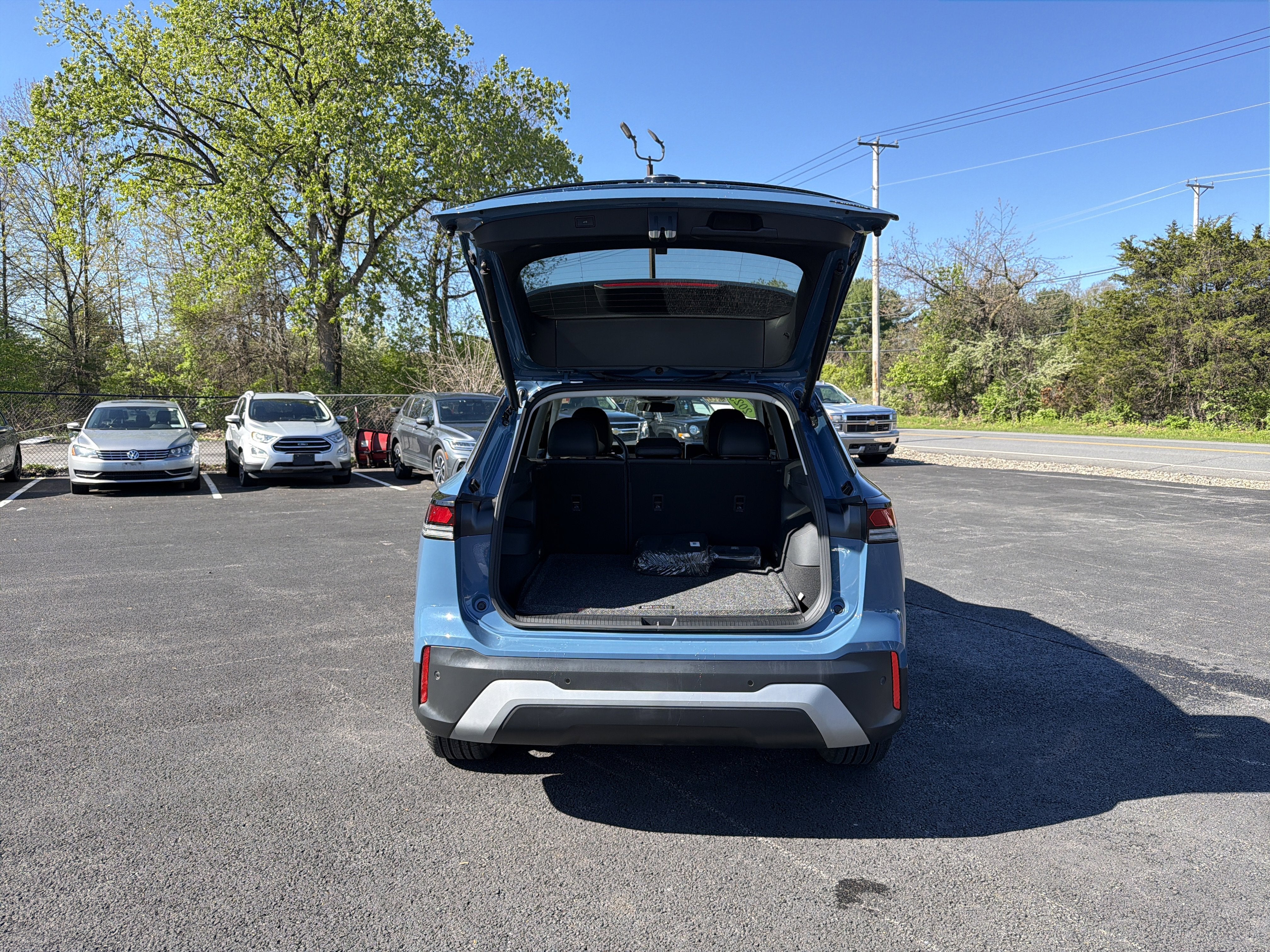 2025 Volkswagen Tiguan 2.0T SE