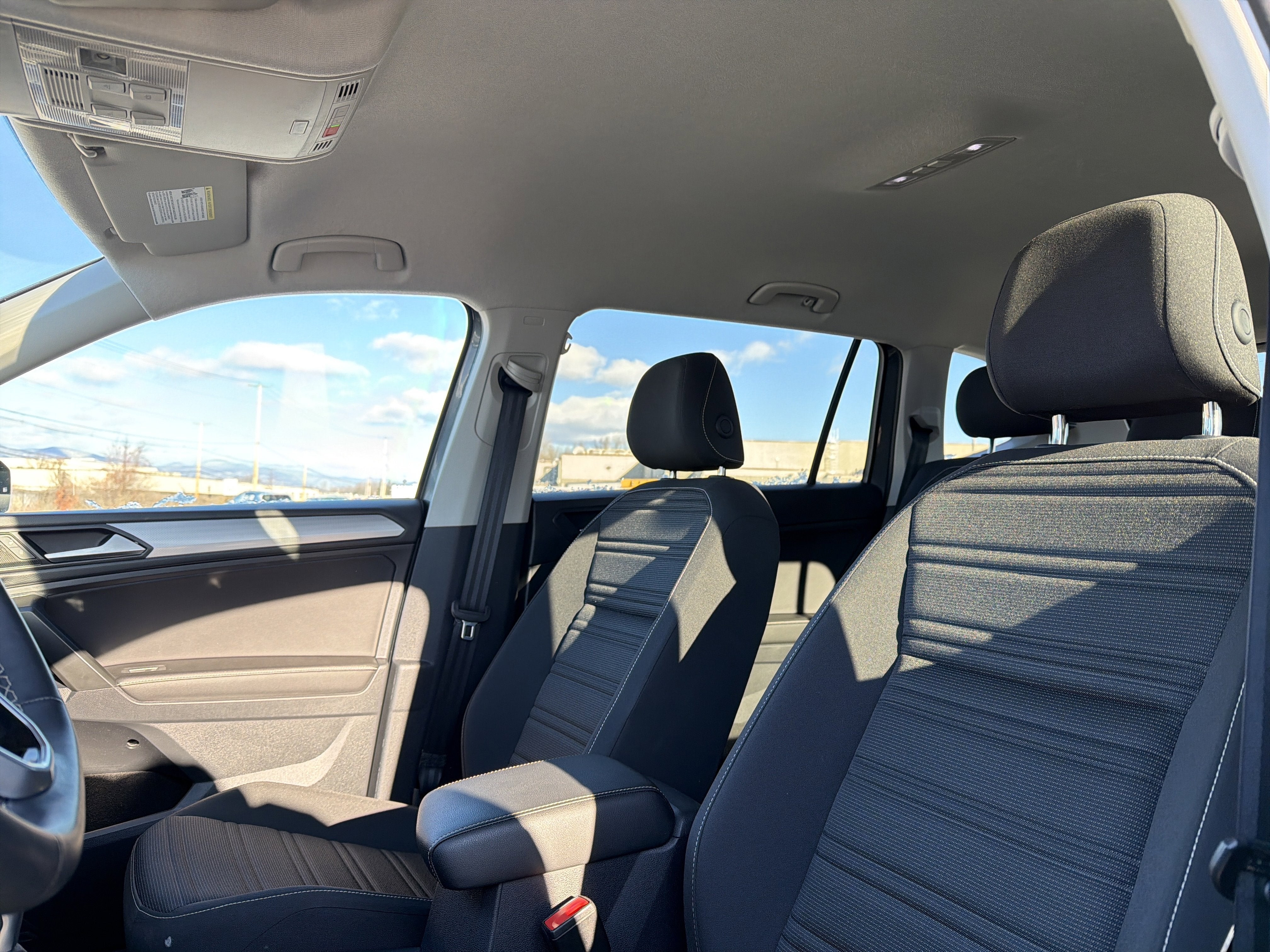 2024 Volkswagen Tiguan 2.0T S