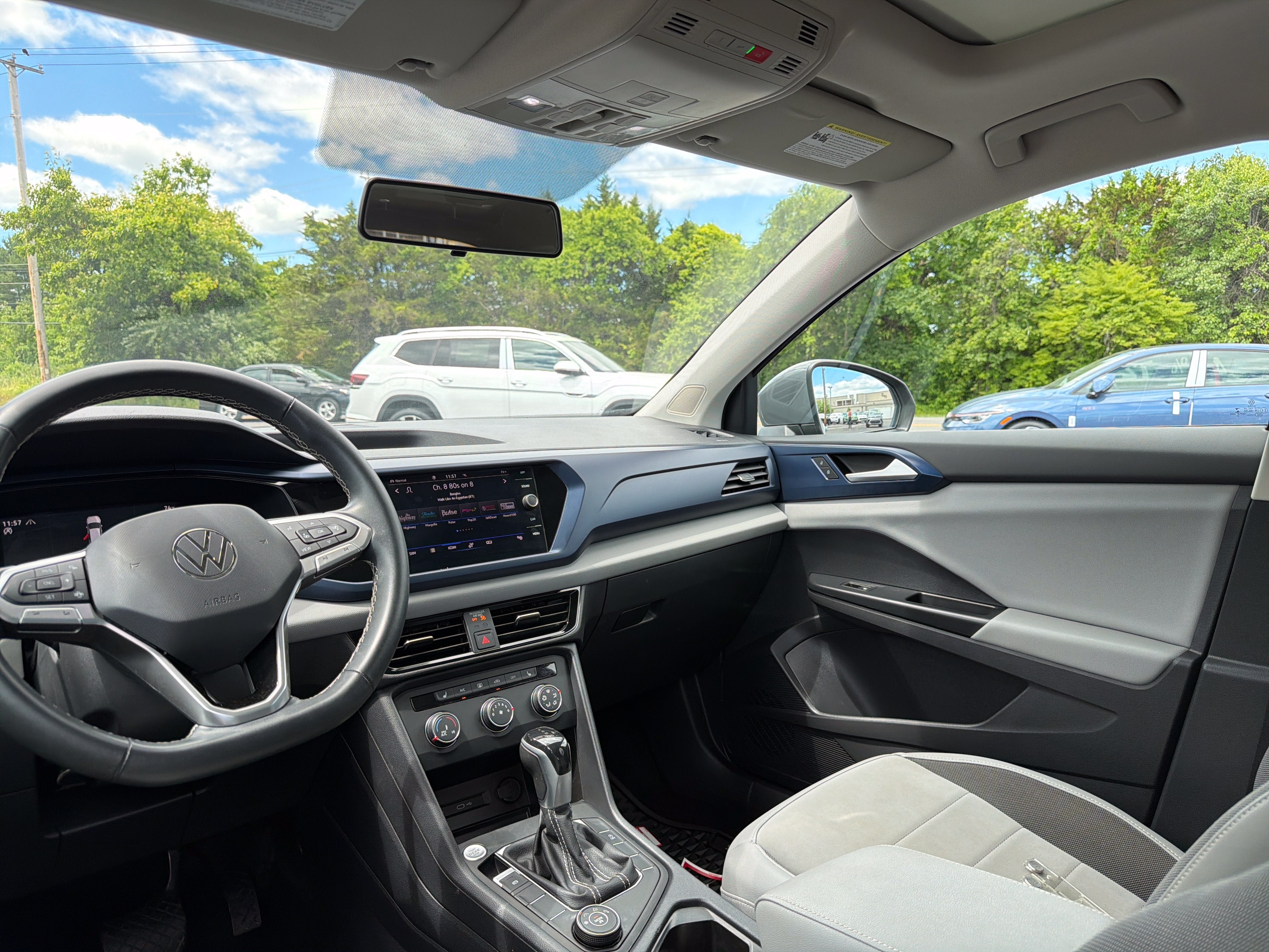 2022 Volkswagen Taos 1.5T SE
