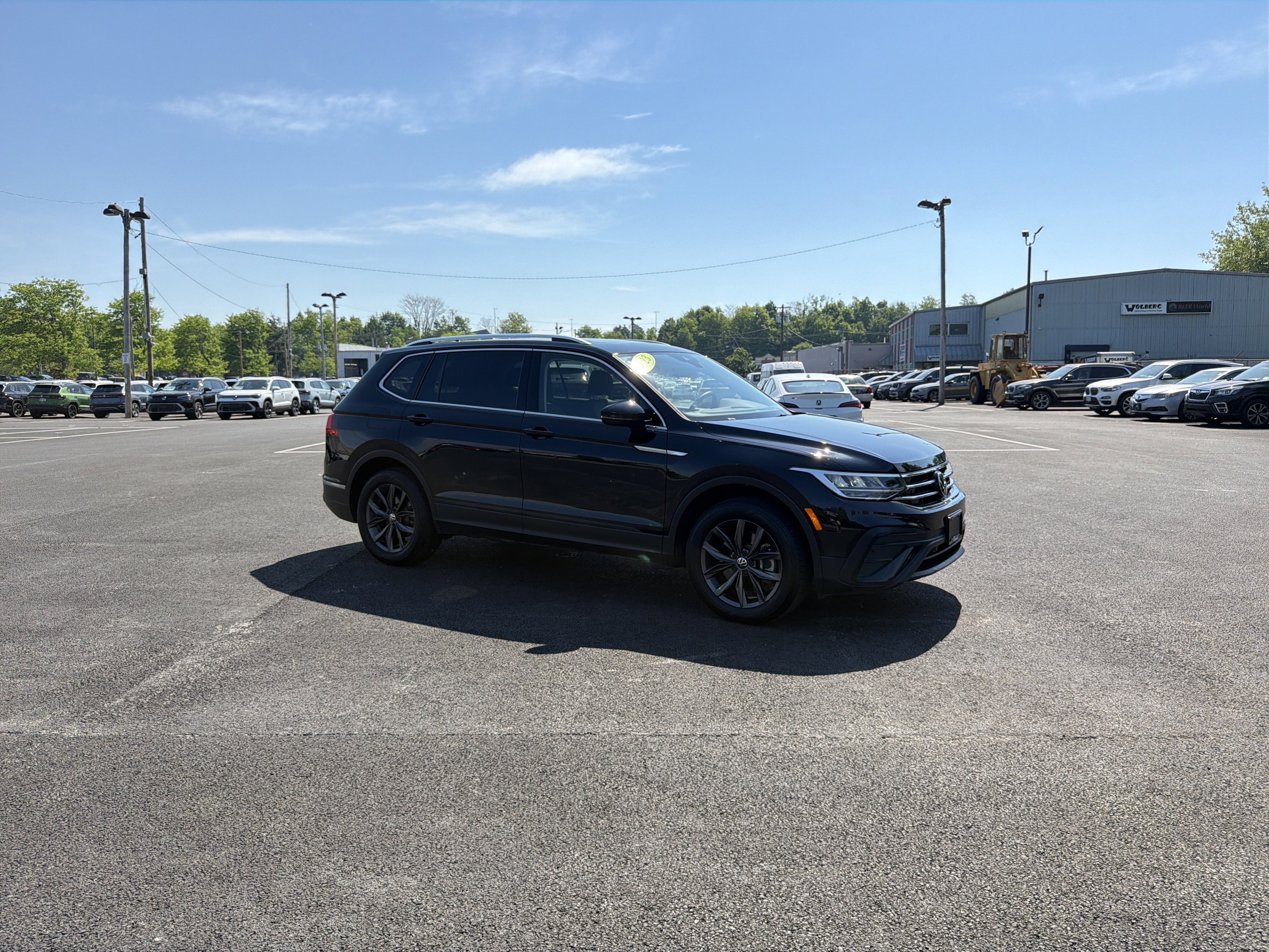 2023 Volkswagen Tiguan 2.0T SE