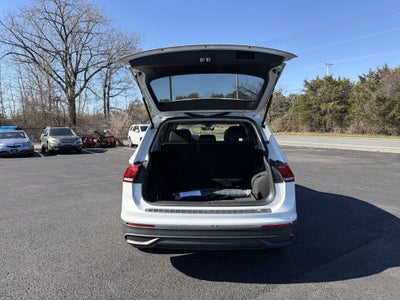 2023 Volkswagen Tiguan 2.0T SE
