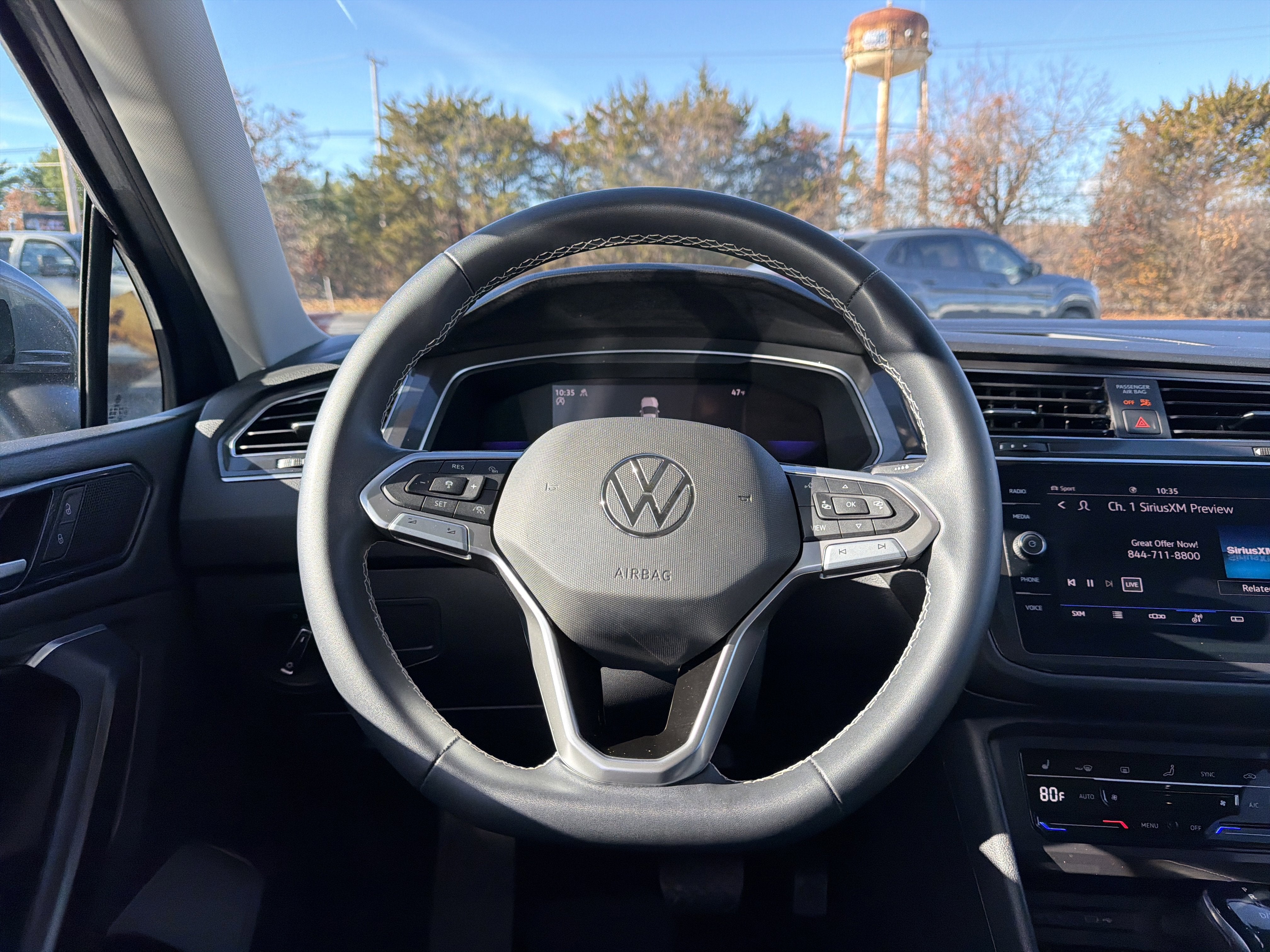 2023 Volkswagen Tiguan 2.0T SE
