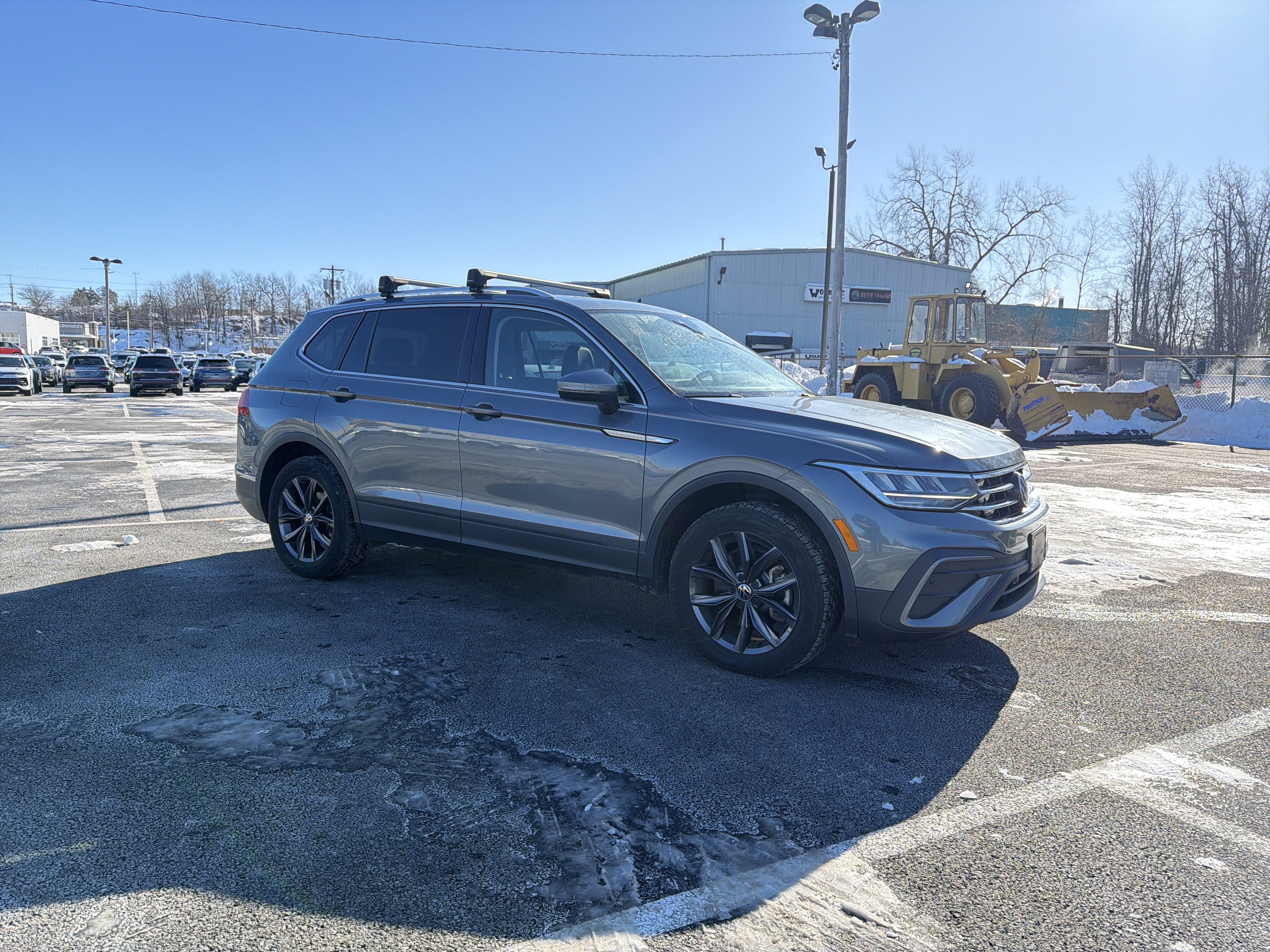 2023 Volkswagen Tiguan 2.0T SE