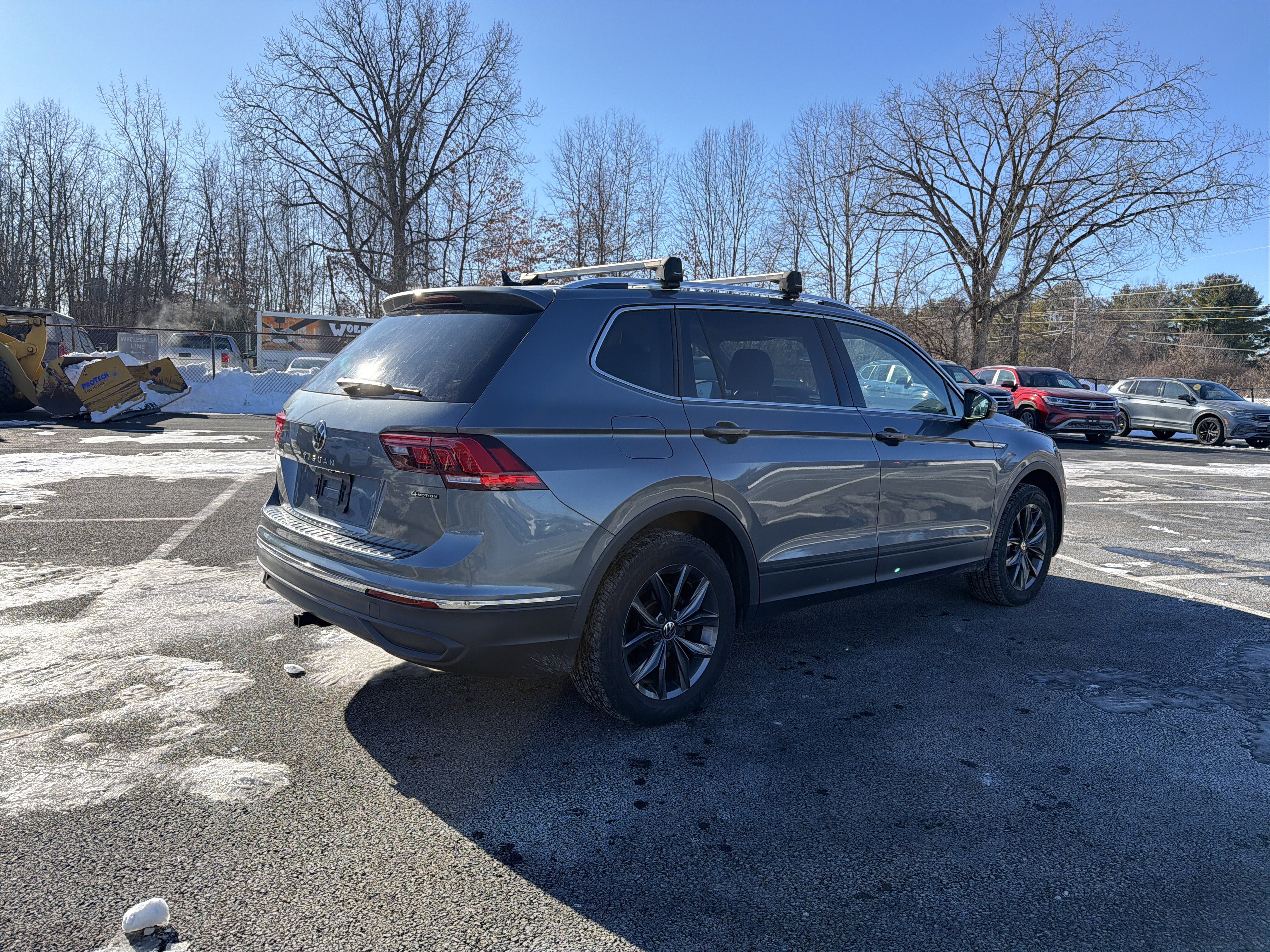 2023 Volkswagen Tiguan 2.0T SE