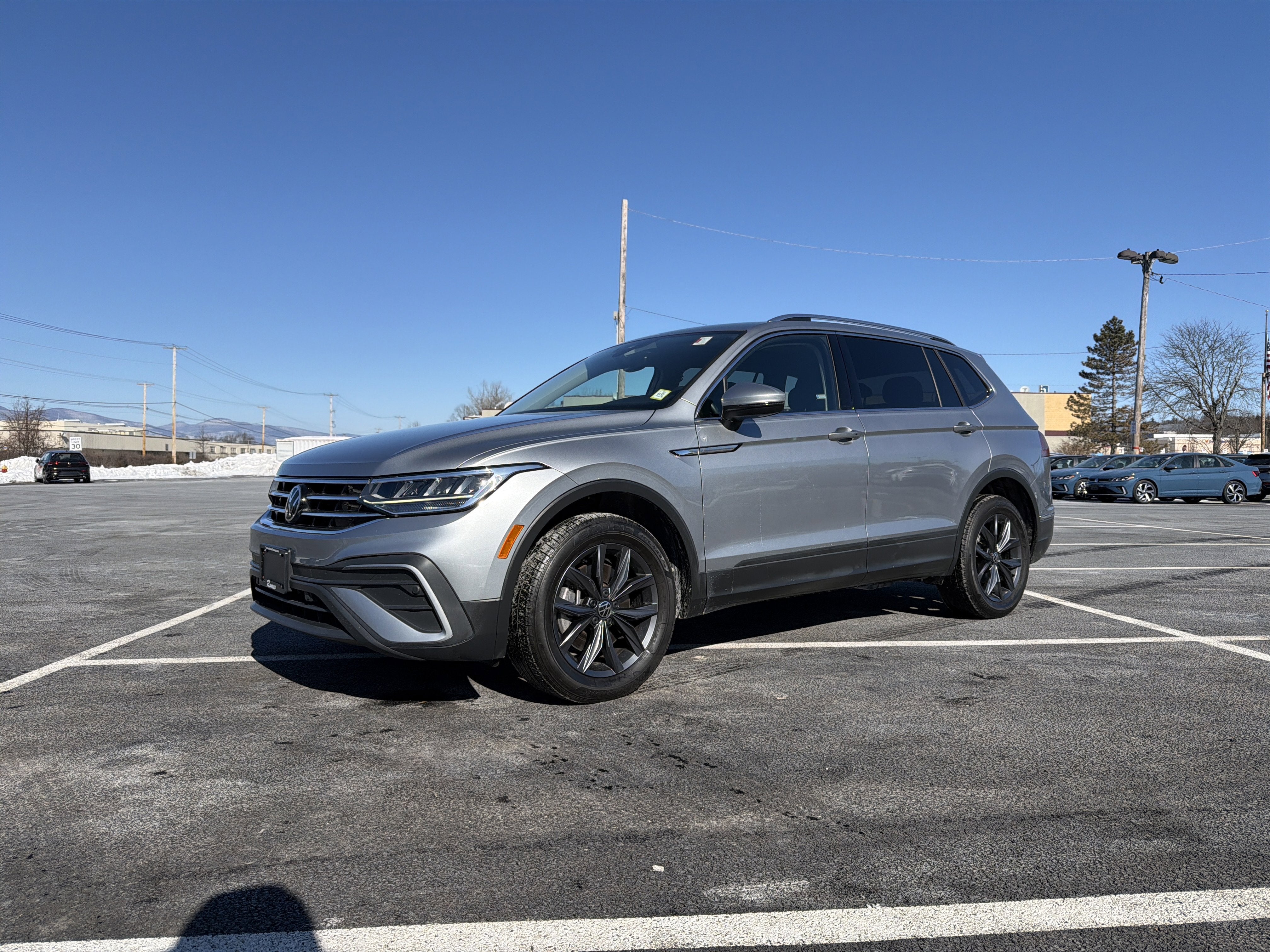 2023 Volkswagen Tiguan 2.0T SE