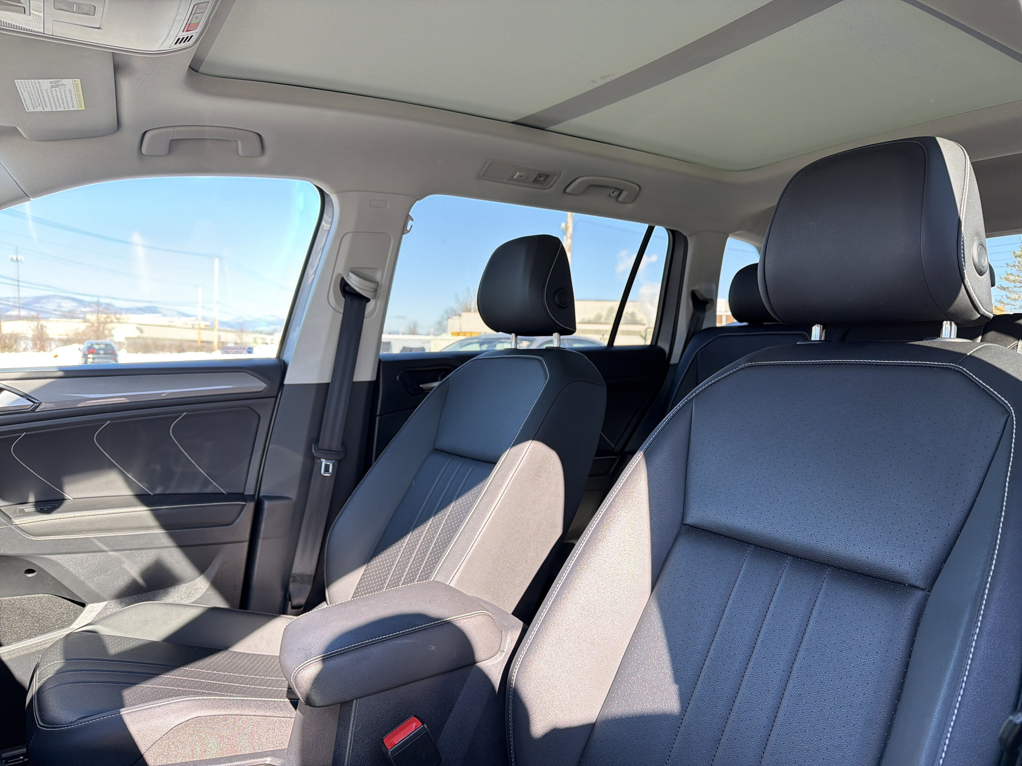 2023 Volkswagen Tiguan 2.0T SE