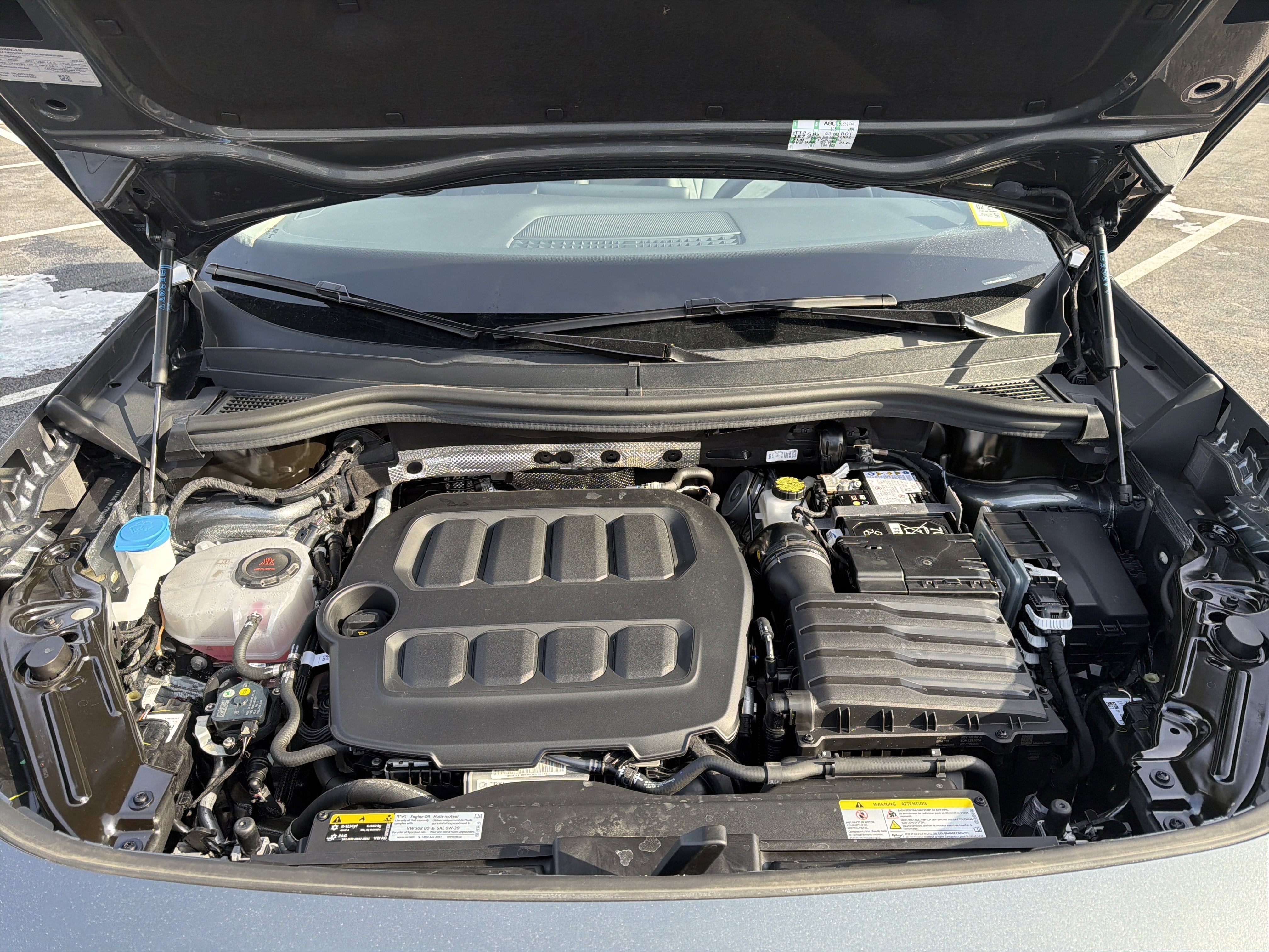 2025 Volkswagen Tiguan 2.0T SE