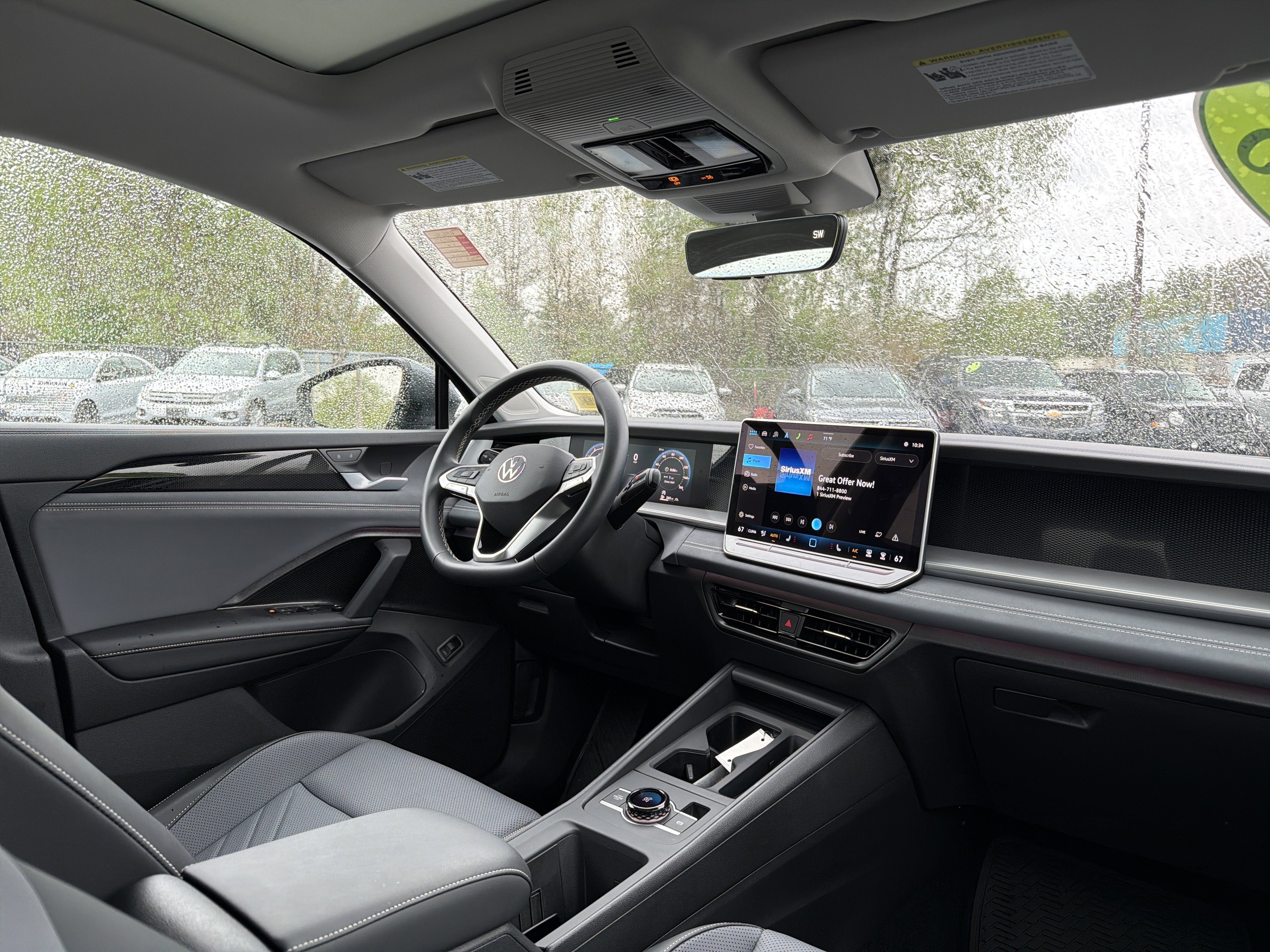 2025 Volkswagen Tiguan 2.0T SE