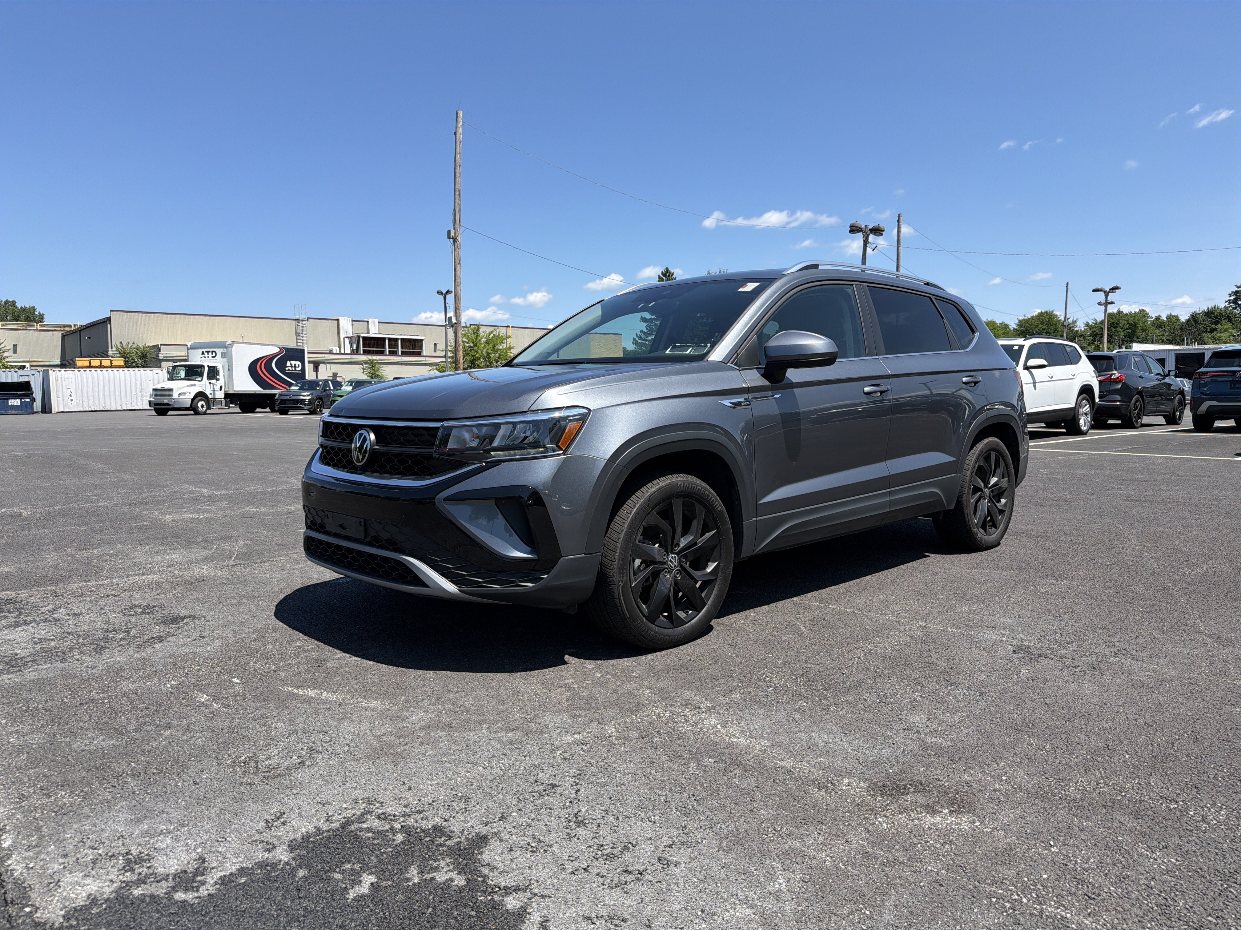 2023 Volkswagen Taos 1.5T SE
