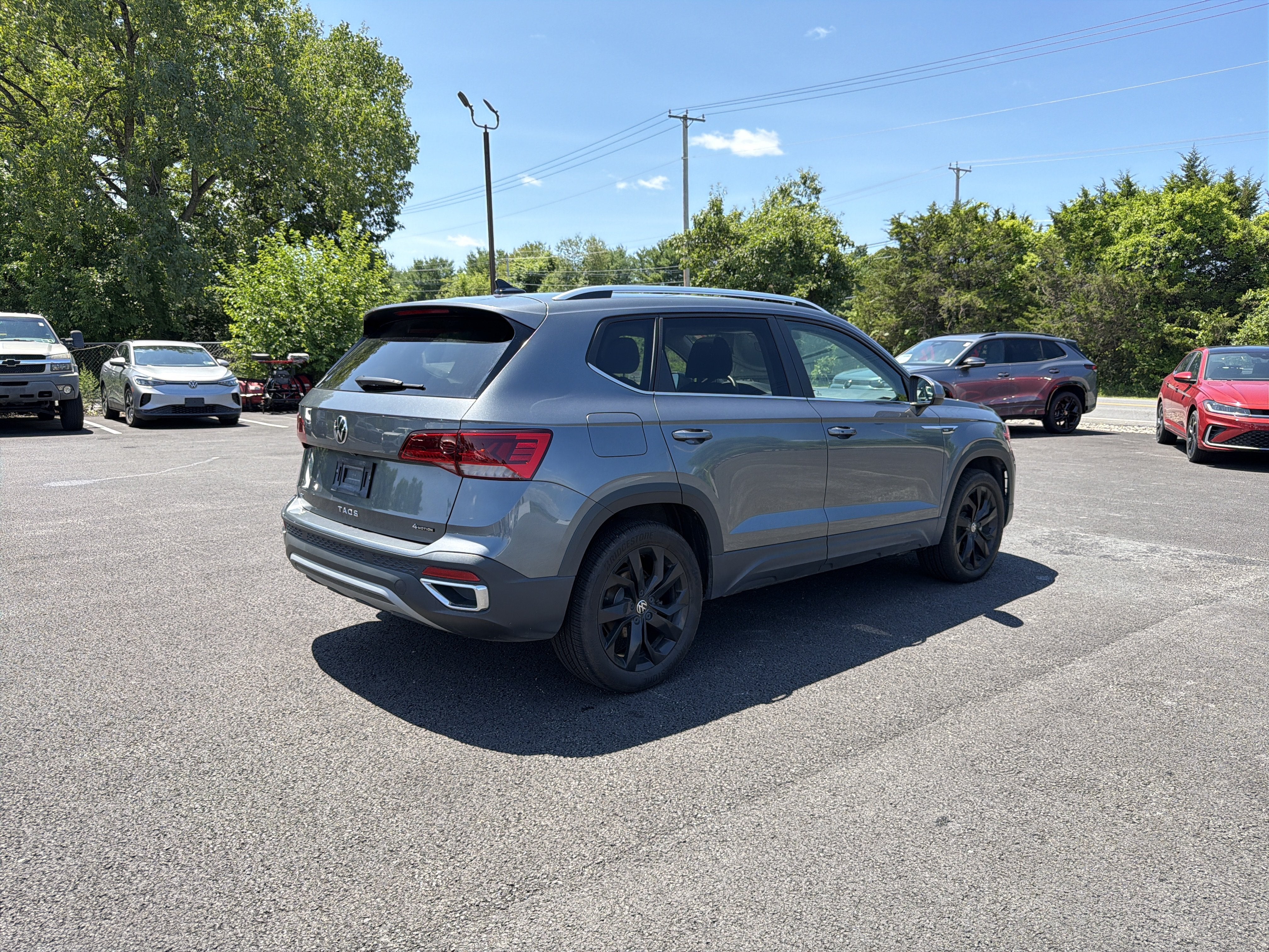 2023 Volkswagen Taos 1.5T SE