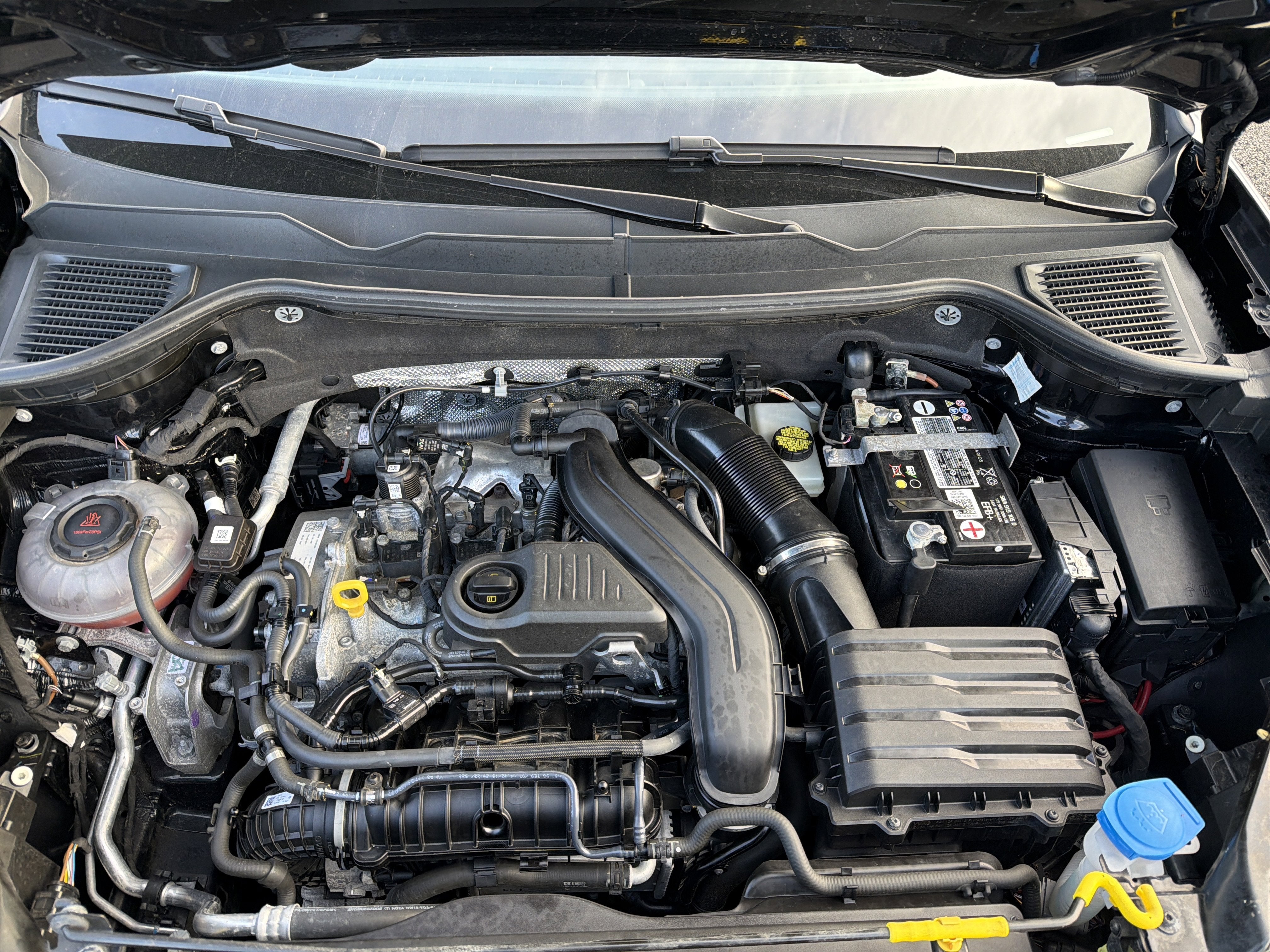 2023 Volkswagen Taos 1.5T SE